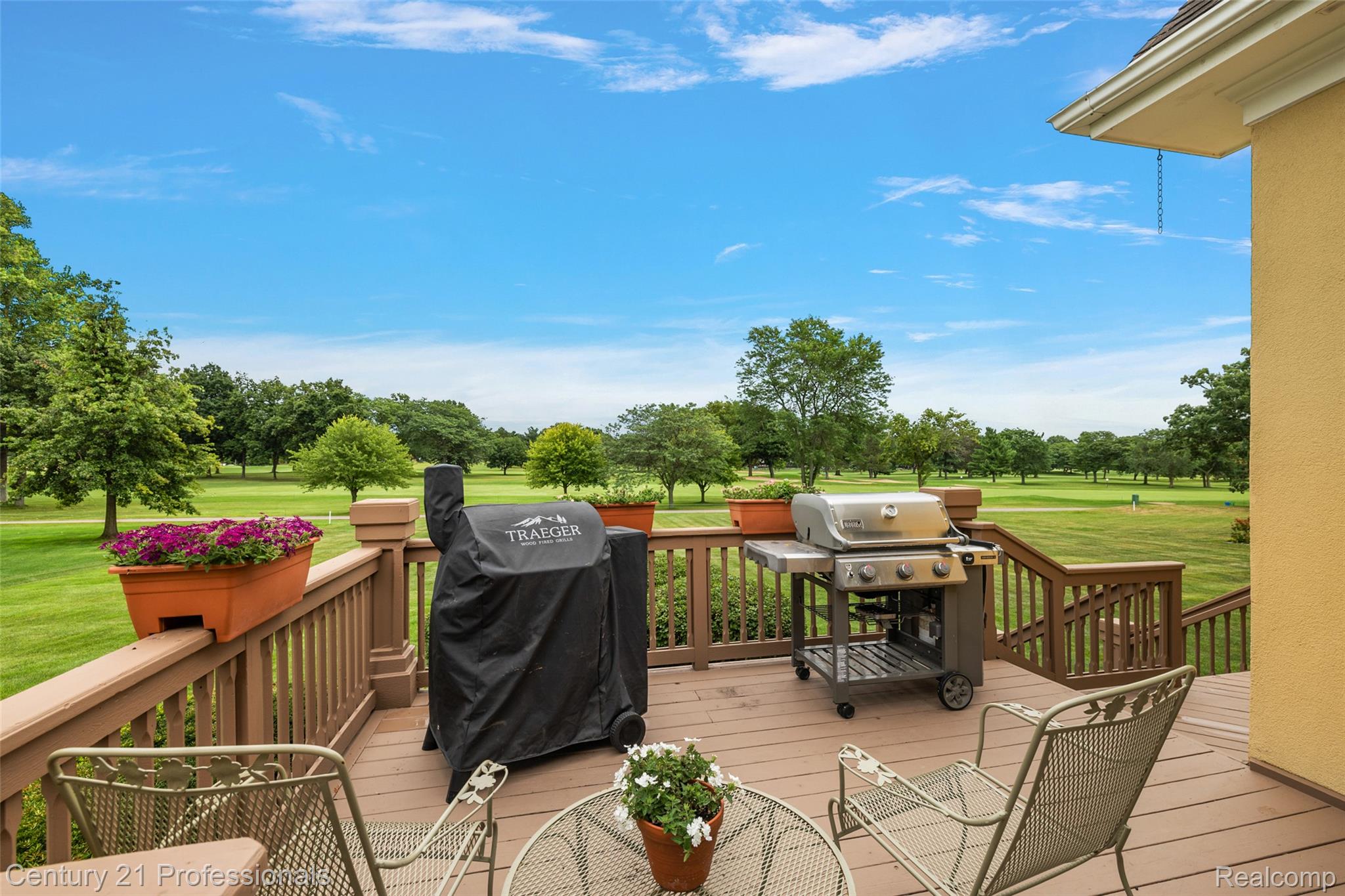 GrandBlanc, Michigan, 48439, United States, 4 Bedrooms Bedrooms, ,5 BathroomsBathrooms,Residential,For Sale,1980457