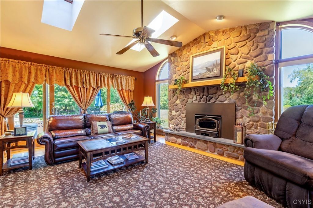 West Monroe, New York, 13167, United States, 4 Bedrooms Bedrooms, ,3 BathroomsBathrooms,Residential,For Sale,1939598