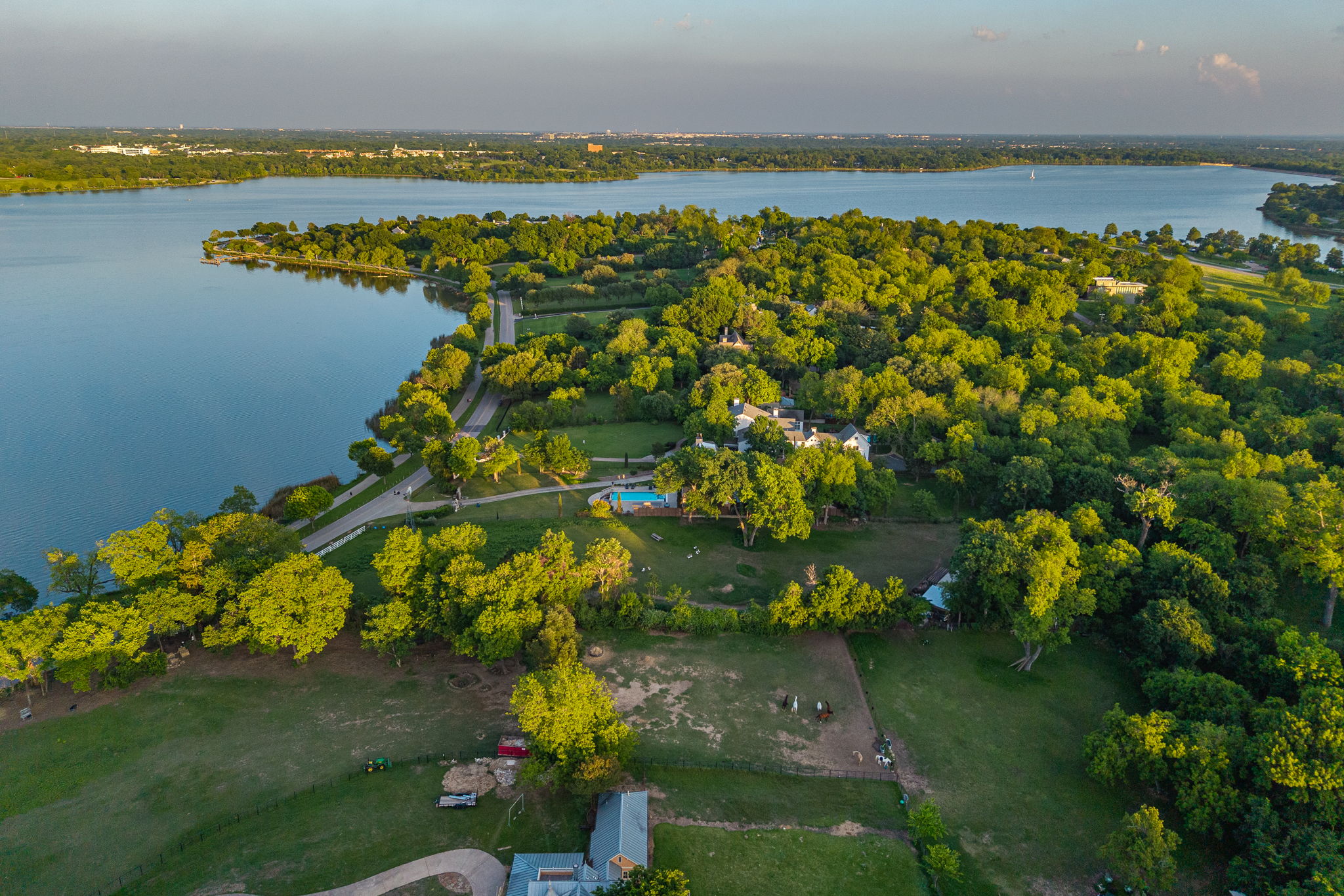  2.2 Acres Overlooking White Rock Lake - 物件實景