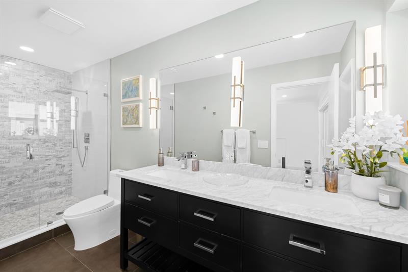 Lighthouse Point, Florida, 33064, United States, 3 Bedrooms Bedrooms, ,3 BathroomsBathrooms,Residential,For Sale,1941022