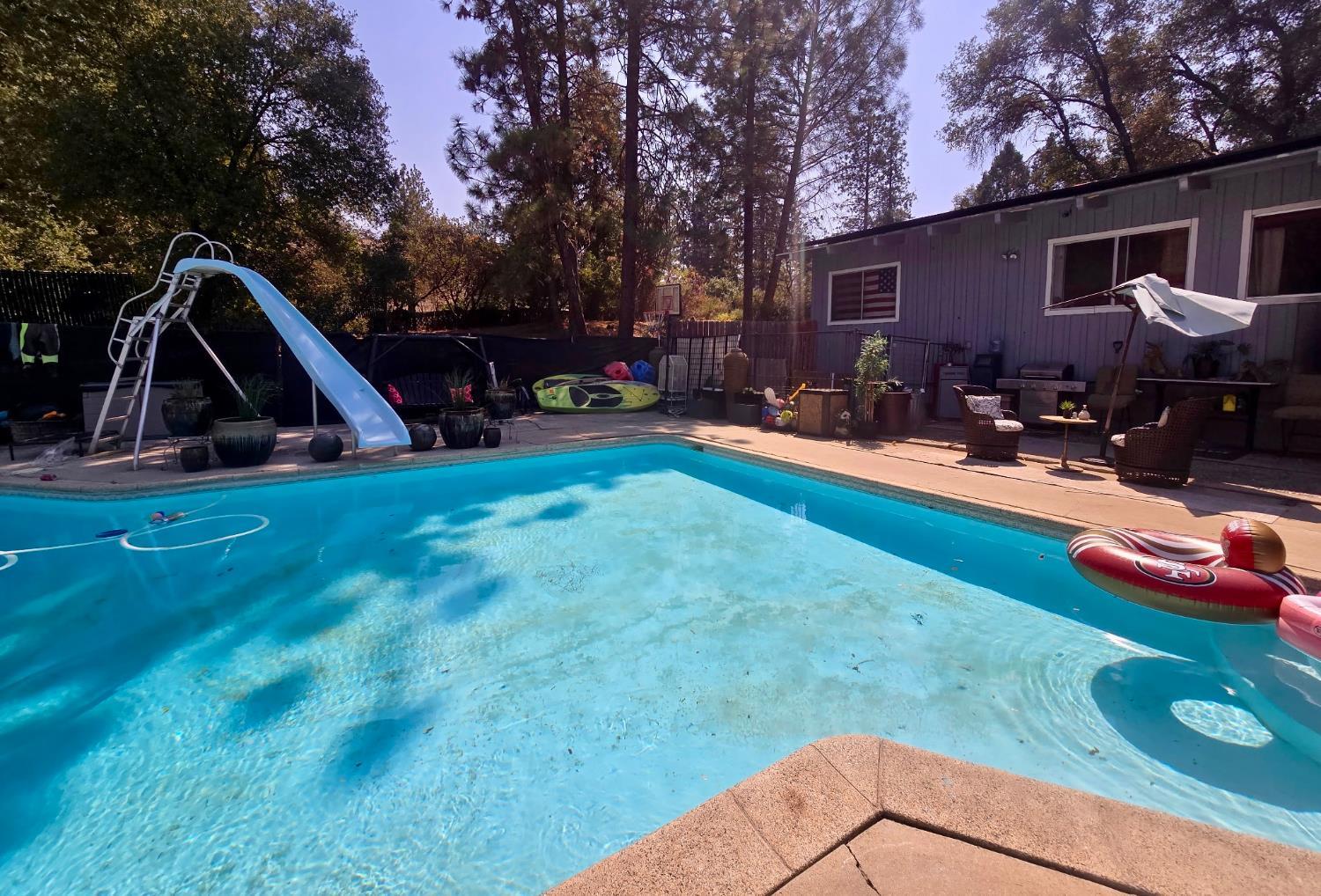 Oakhurst, California, 93644, United States, 7 Bedrooms Bedrooms, ,4 BathroomsBathrooms,Residential,For Sale,2005555