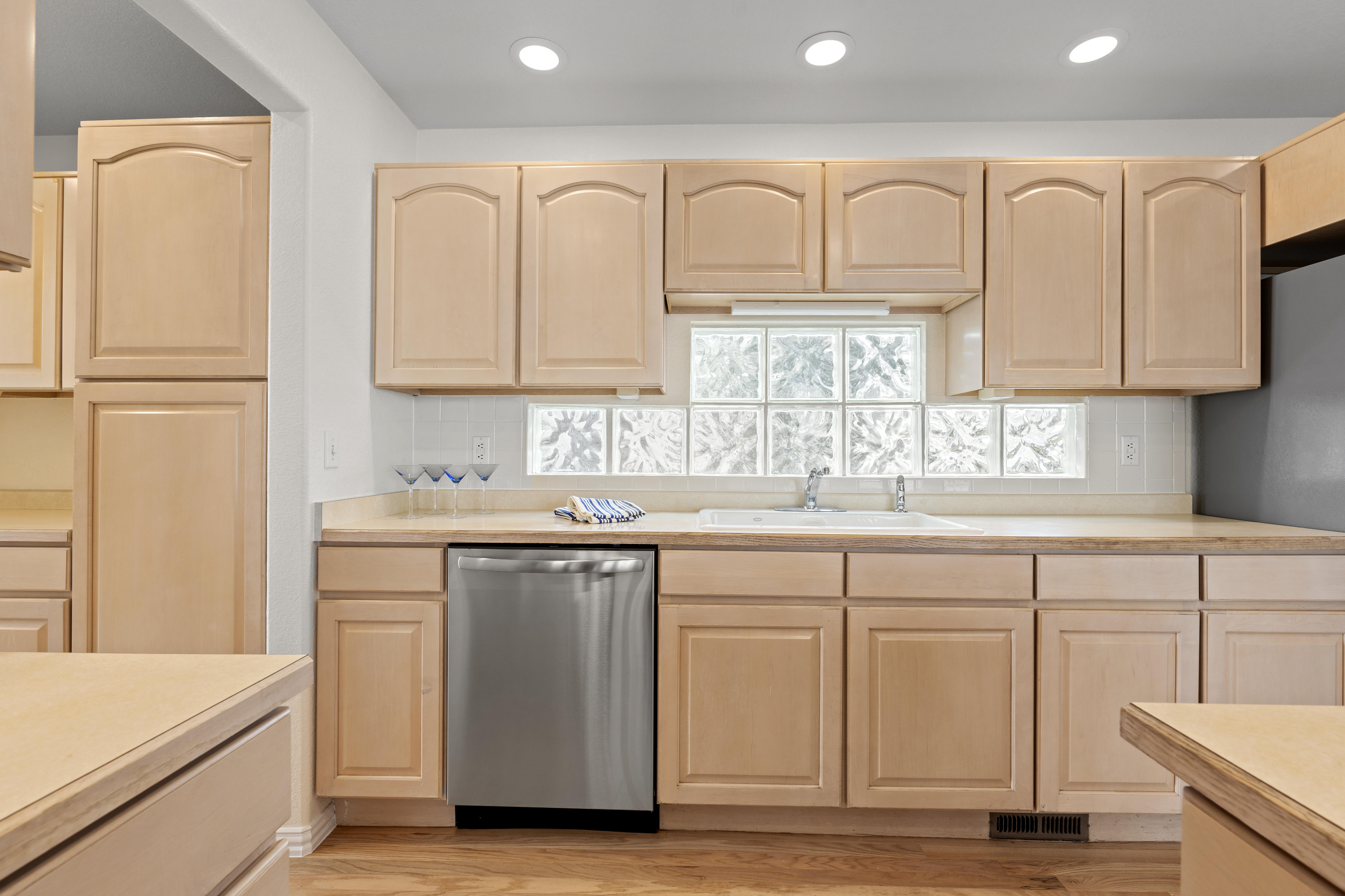  1011 South Valentia Street, Denver, CO 80247 - 物件實景