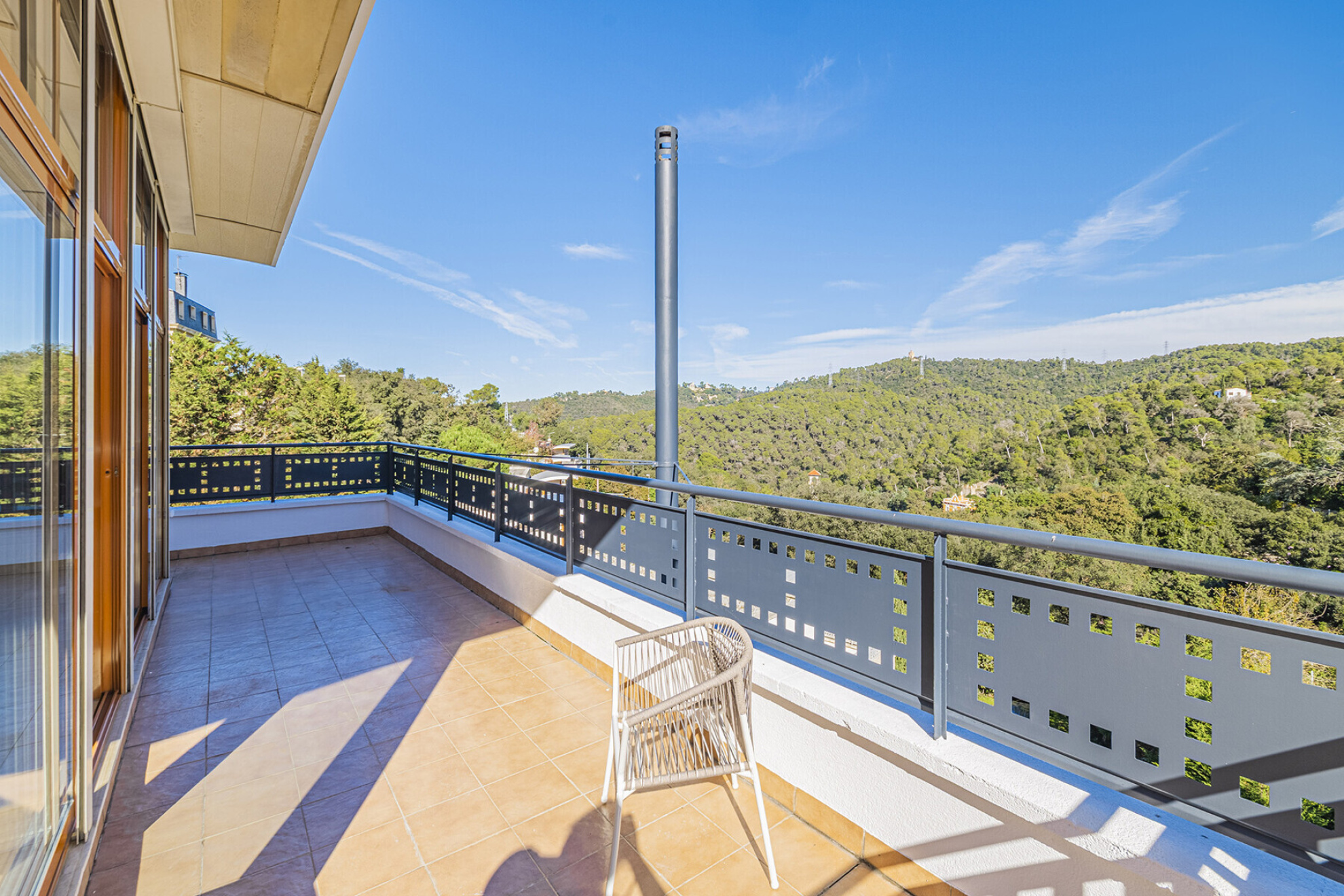  House in Vallvidrera with swimming pool and spectacular views of Tibidabo - 物件實景
