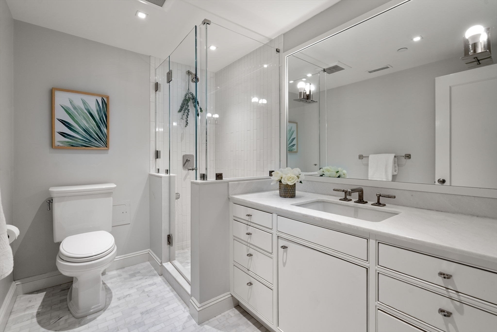 Boston, Massachusetts, 02116, United States, 3 Bedrooms Bedrooms, ,3 BathroomsBathrooms,Residential,For Sale,1895702