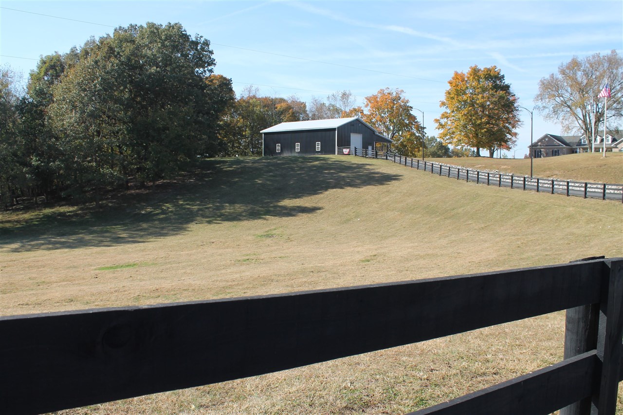 Bowling Green, Kentucky, 42101, United States, 3 Bedrooms Bedrooms, ,2 BathroomsBathrooms,Residential,For Sale,1838101