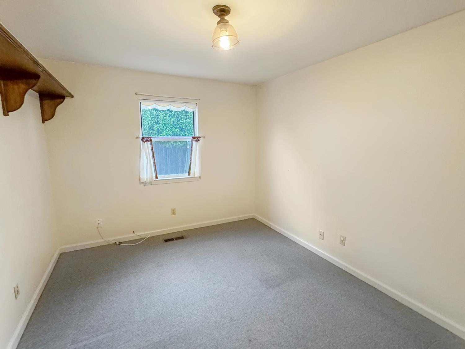 Auburn, California, 95603, United States, 4 Bedrooms Bedrooms, ,3 BathroomsBathrooms,Residential,For Sale,1988591