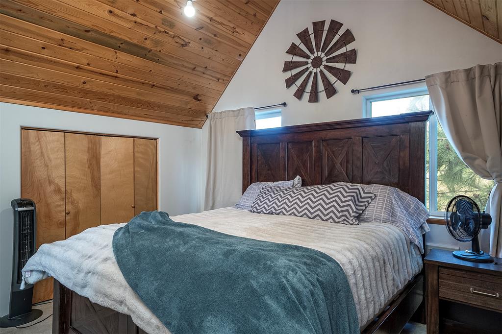 Polson, Montana, 59860, United States, 3 Bedrooms Bedrooms, ,3 BathroomsBathrooms,Residential,For Sale,1888121