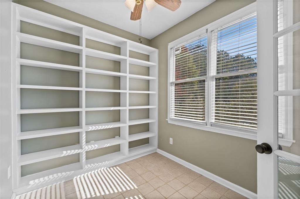 Cumming, Georgia, 30041, United States, 4 Bedrooms Bedrooms, ,3 BathroomsBathrooms,Residential,For Sale,1989583