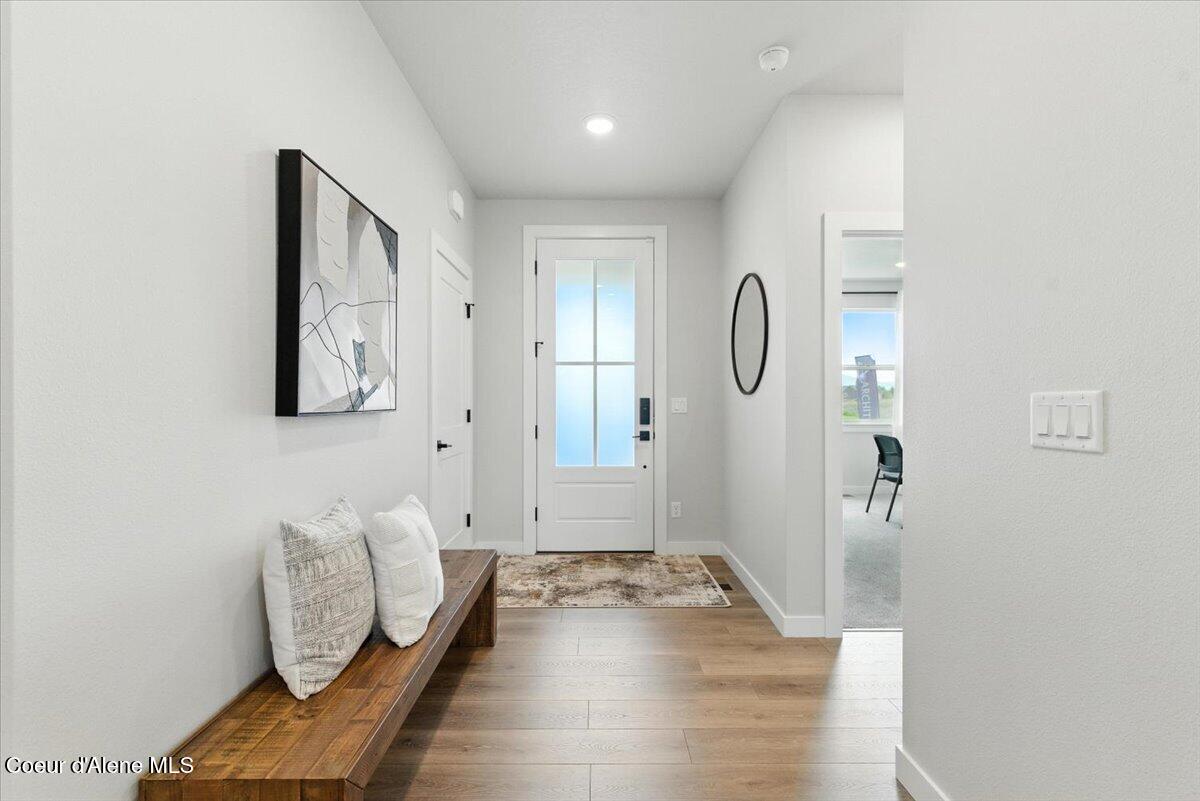 Coeur d'Alene, Idaho, 83815, United States, 4 Bedrooms Bedrooms, ,3 BathroomsBathrooms,Residential,For Sale,2009253