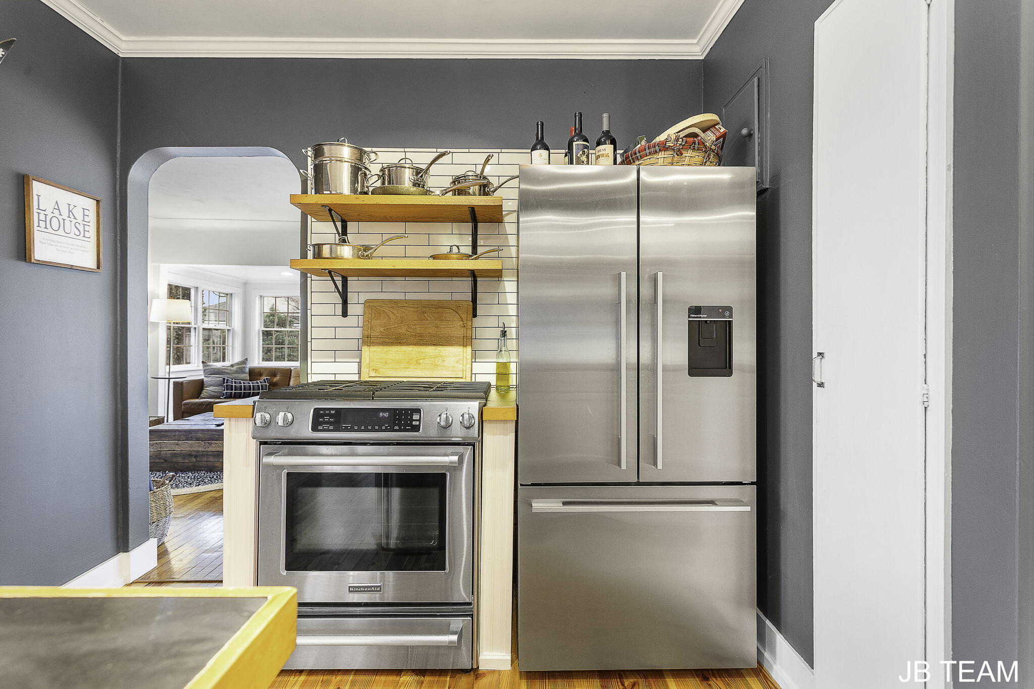 Holland, Michigan, 49423, United States, 3 Bedrooms Bedrooms, ,2 BathroomsBathrooms,Residential,For Sale,1827568