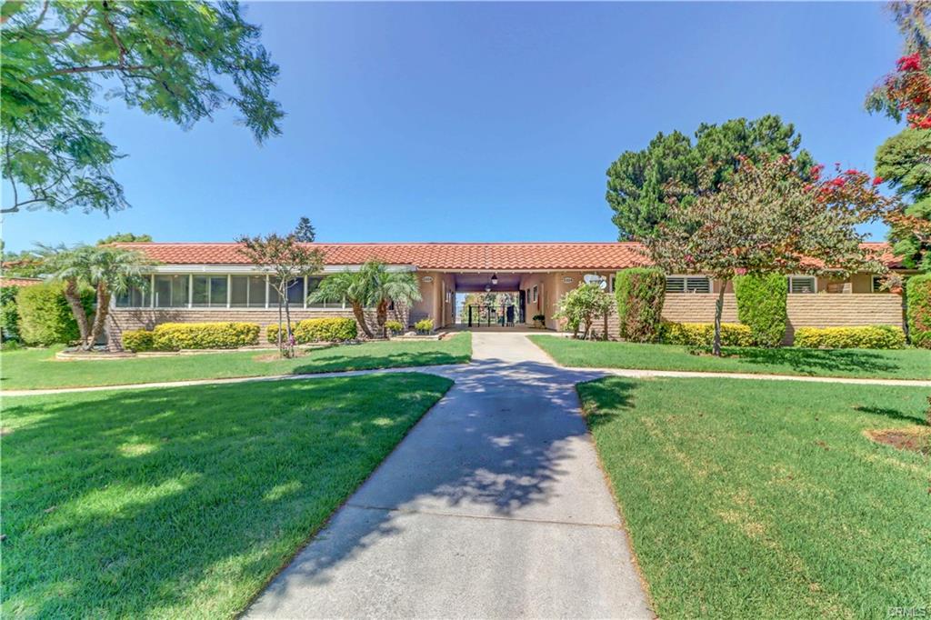 Laguna Woods, California, 92637, United States, 2 Bedrooms Bedrooms, ,1 BathroomBathrooms,Residential,For Sale,1927810