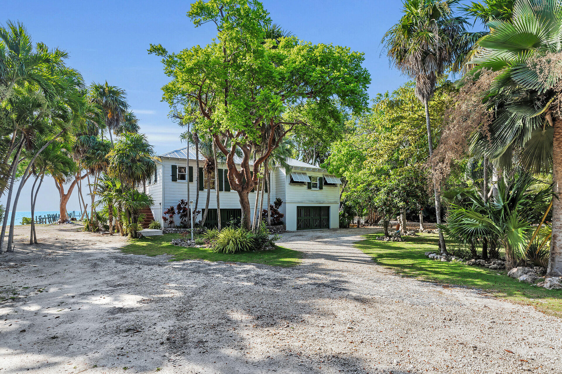 ISLAMORADA, Florida, 33070, United States, 3 Bedrooms Bedrooms, ,3 BathroomsBathrooms,Residential,For Sale,1837711