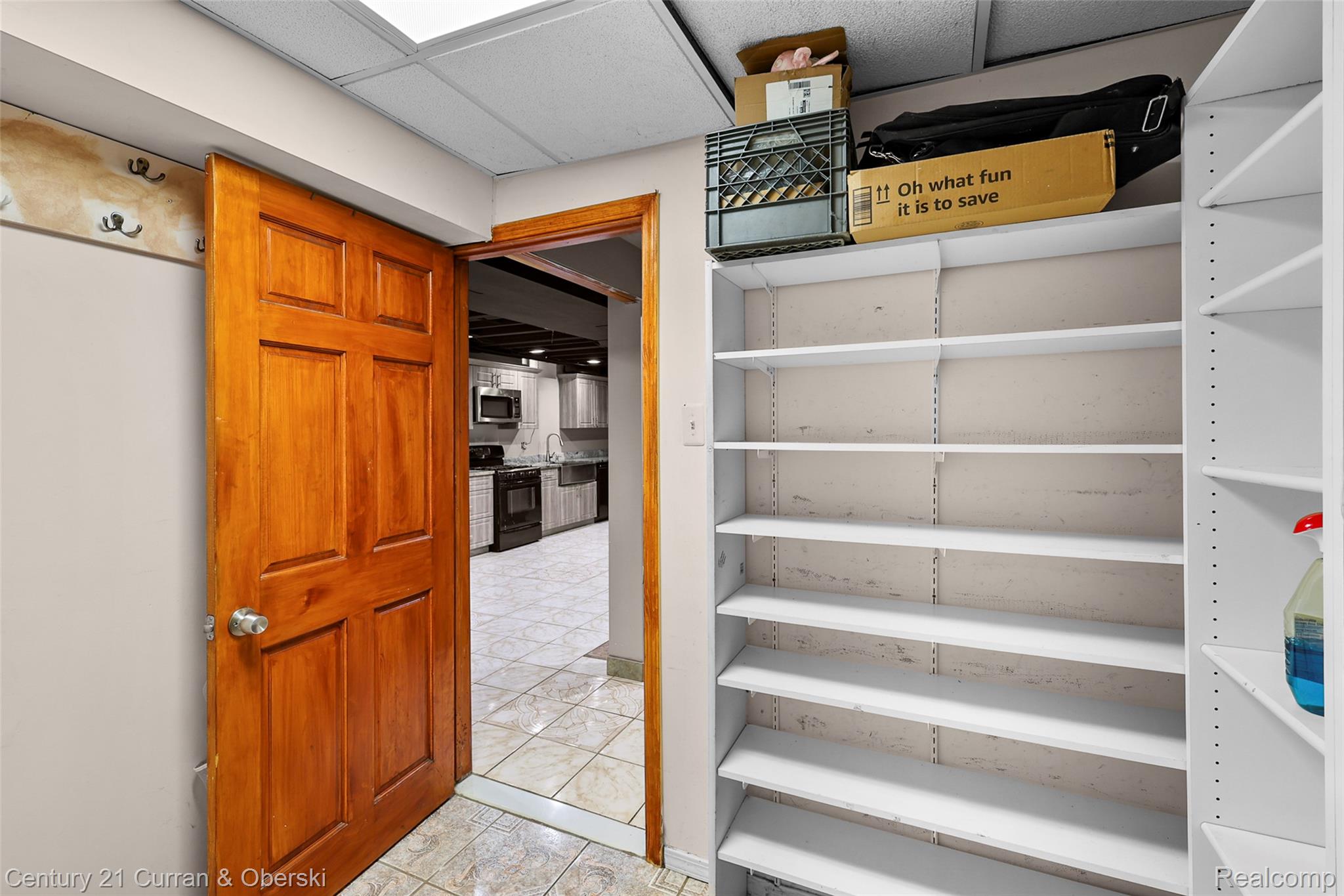 Dearborn, Michigan, 48126, United States, 4 Bedrooms Bedrooms, ,4 BathroomsBathrooms,Residential,For Sale,1974574