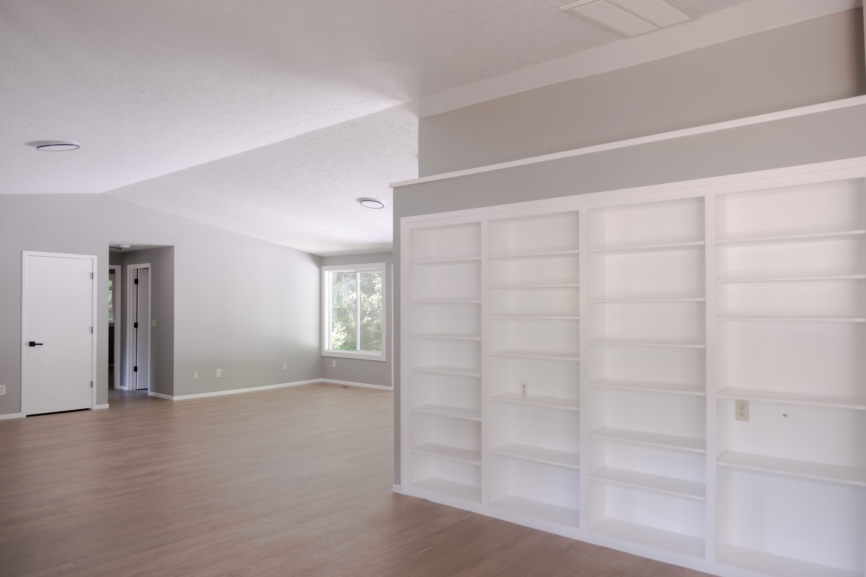 Lincoln City, Oregon, 97367, United States, 3 Bedrooms Bedrooms, ,2 BathroomsBathrooms,Residential,For Sale,1976632