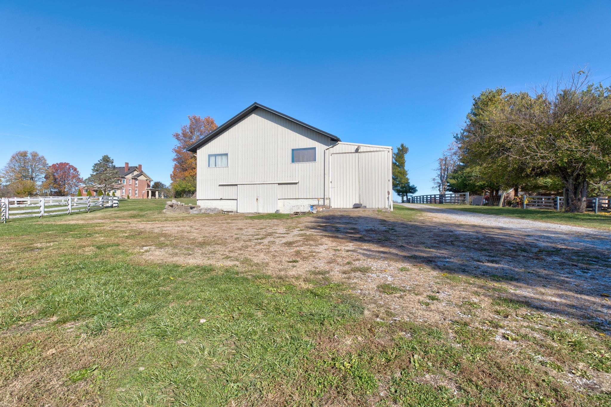 Winchester, Kentucky, 40391, United States, 3 Bedrooms Bedrooms, ,3 BathroomsBathrooms,Residential,For Sale,1992796