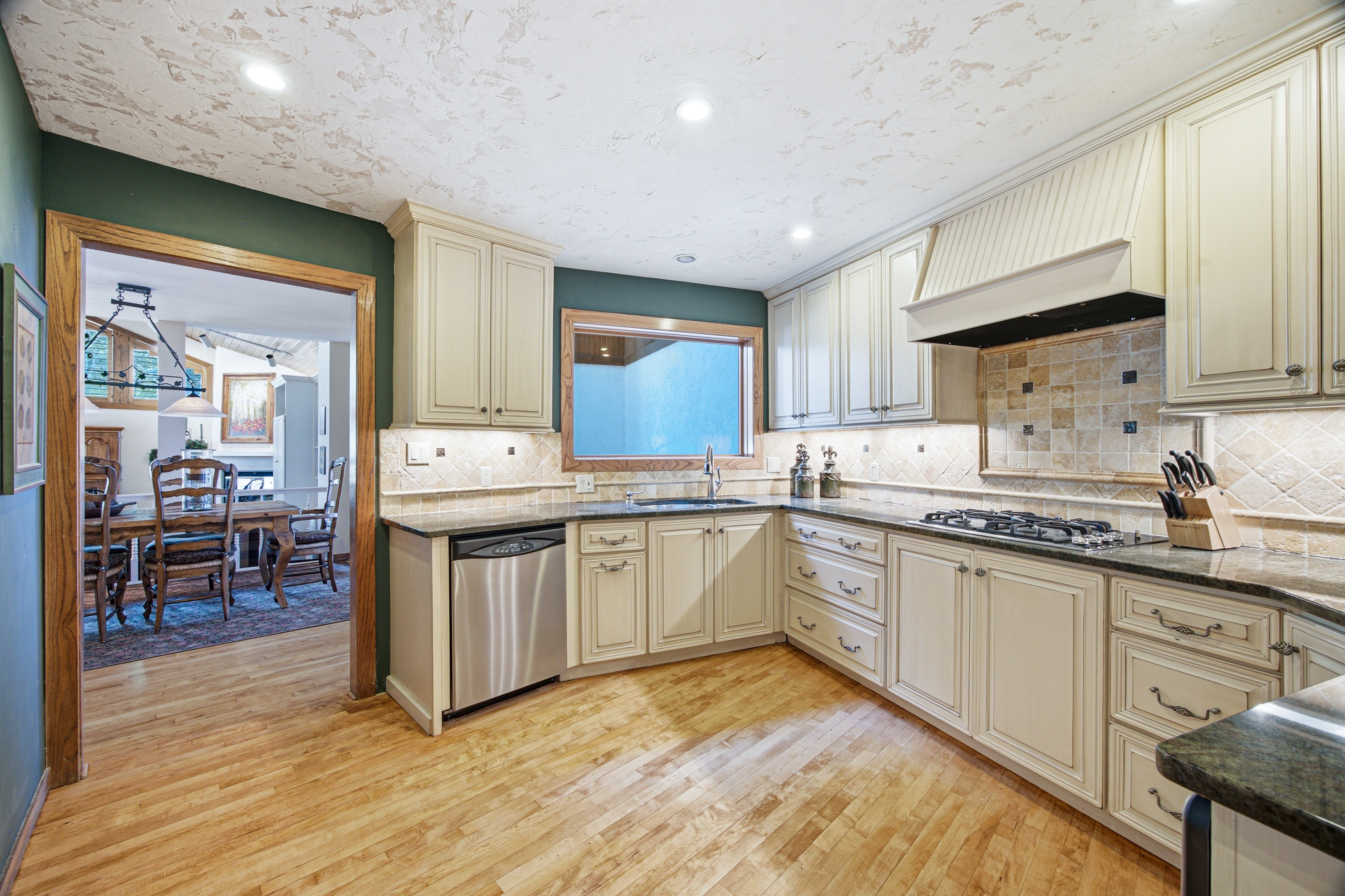  Mountain Residence Positioned at the 13th Fairway of the EagleVail Golf Course - 物件實景