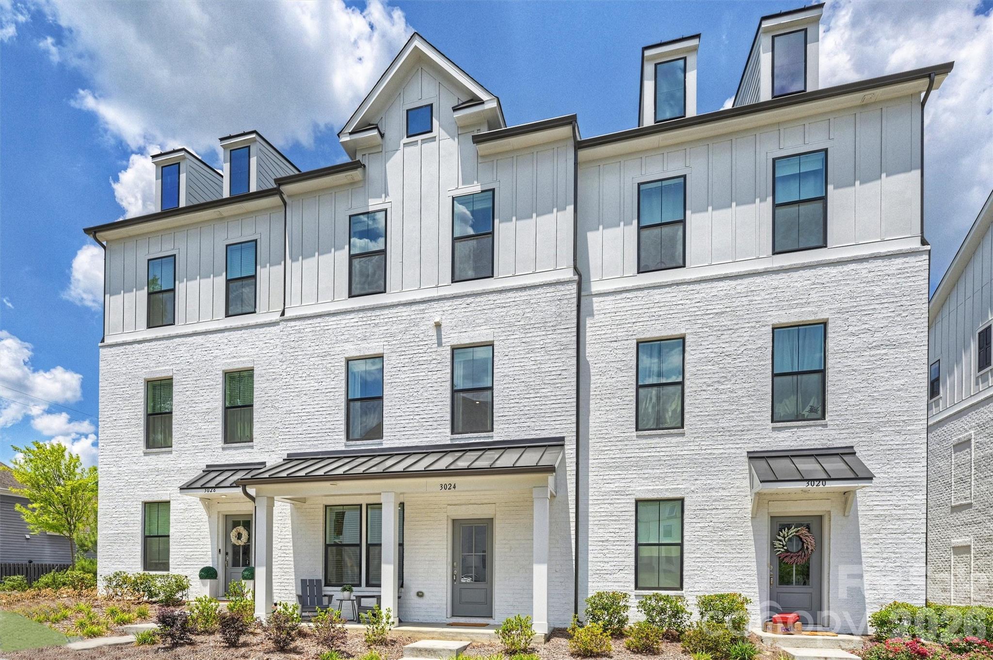 Red Cardinal Ln, Charlotte, NC 28211