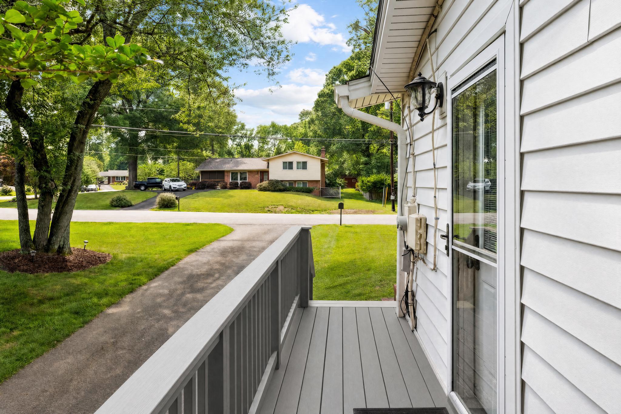  8719 Gateshead Road, Alexandria, VA, 22309 - 物件實景