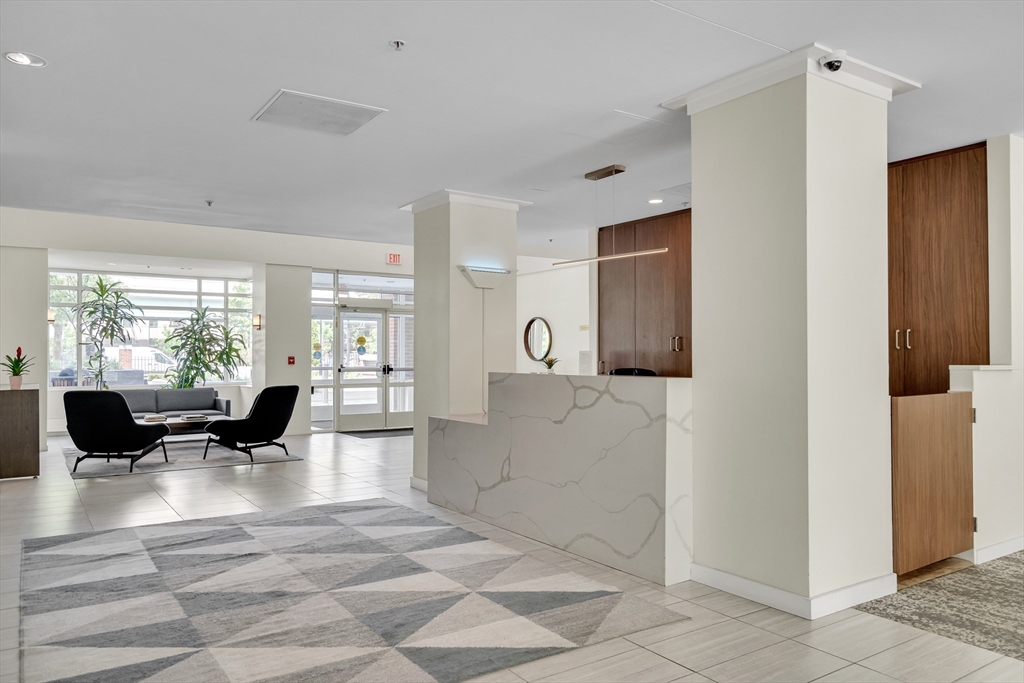Cambridge, Massachusetts, 02141, United States, 2 Bedrooms Bedrooms, ,2 BathroomsBathrooms,Residential,For Sale,1913406