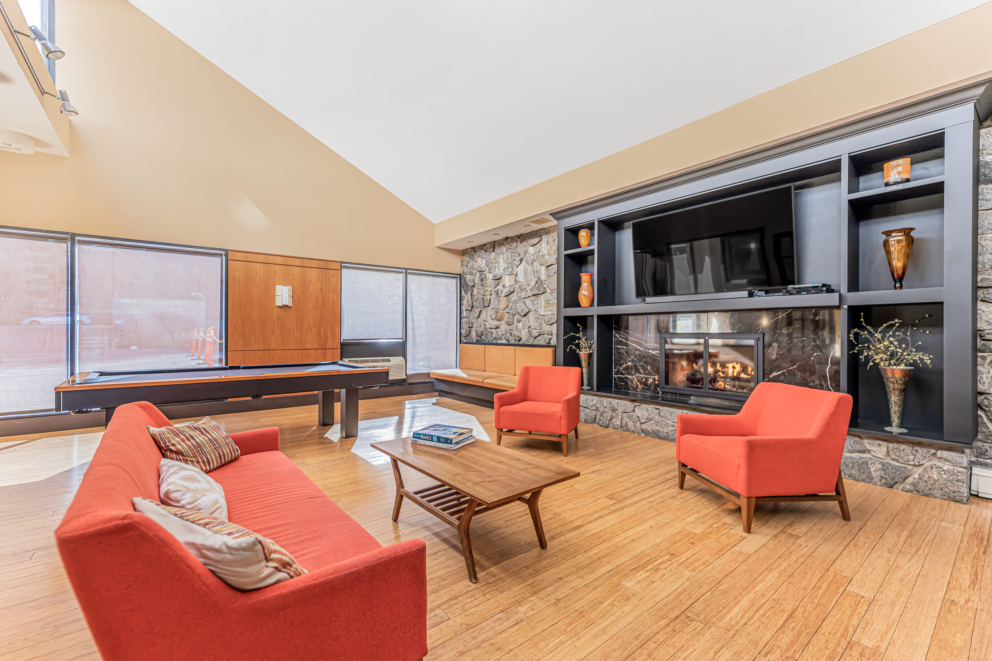  1155 Warburton Avenue - 物件實景