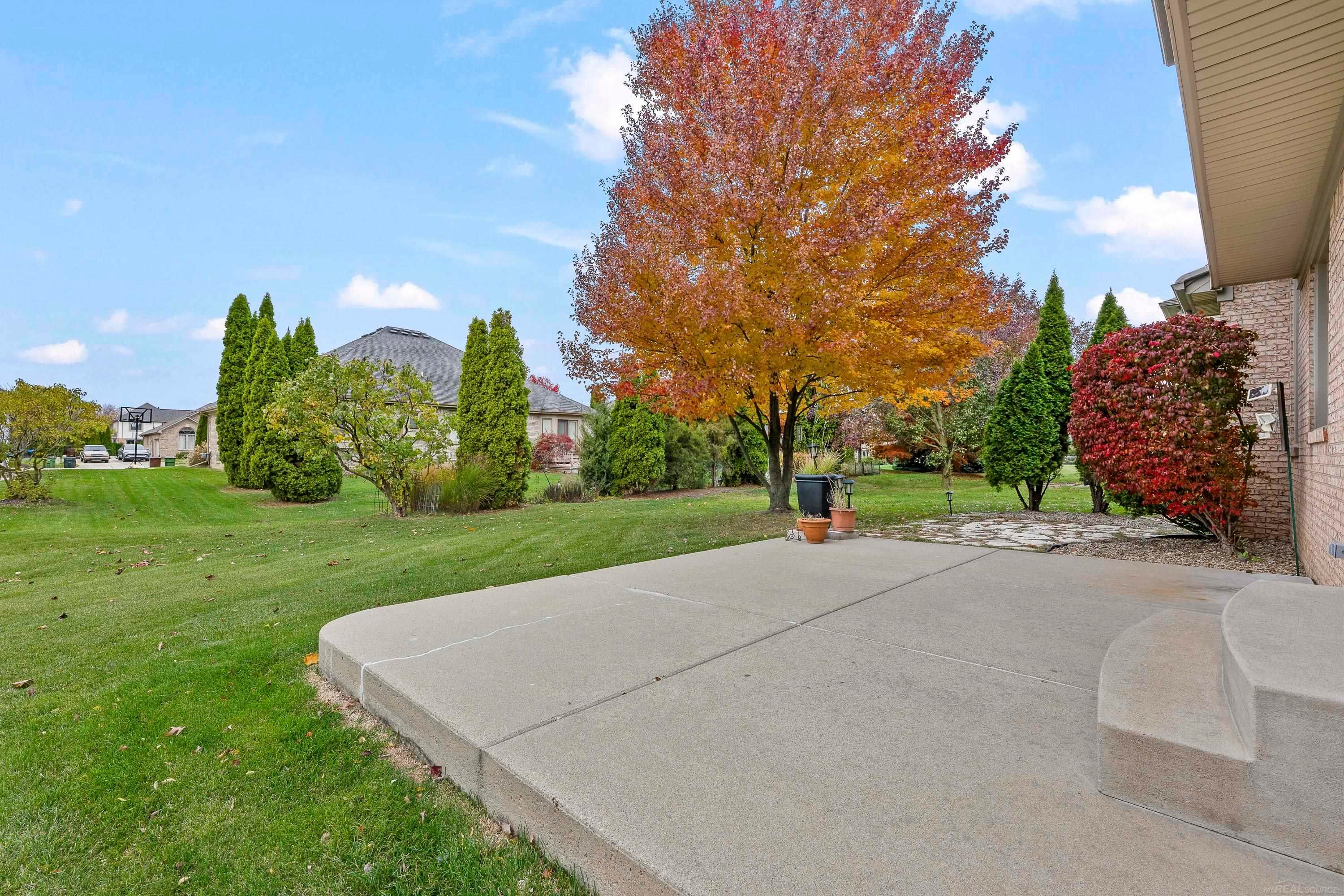 Shelby Twp, Michigan, 48315, United States, 4 Bedrooms Bedrooms, ,4 BathroomsBathrooms,Residential,For Sale,1987428