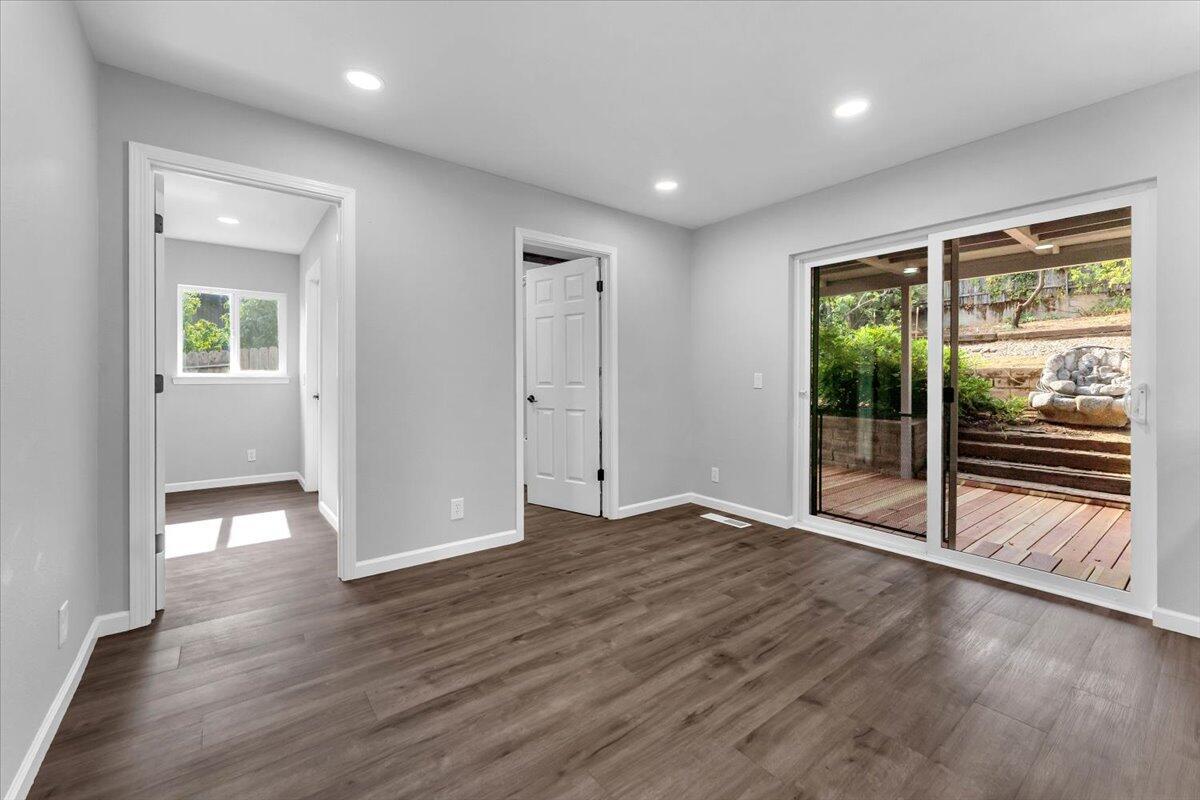 Redding, California, 96001, United States, 4 Bedrooms Bedrooms, ,3 BathroomsBathrooms,Residential,For Sale,1948468