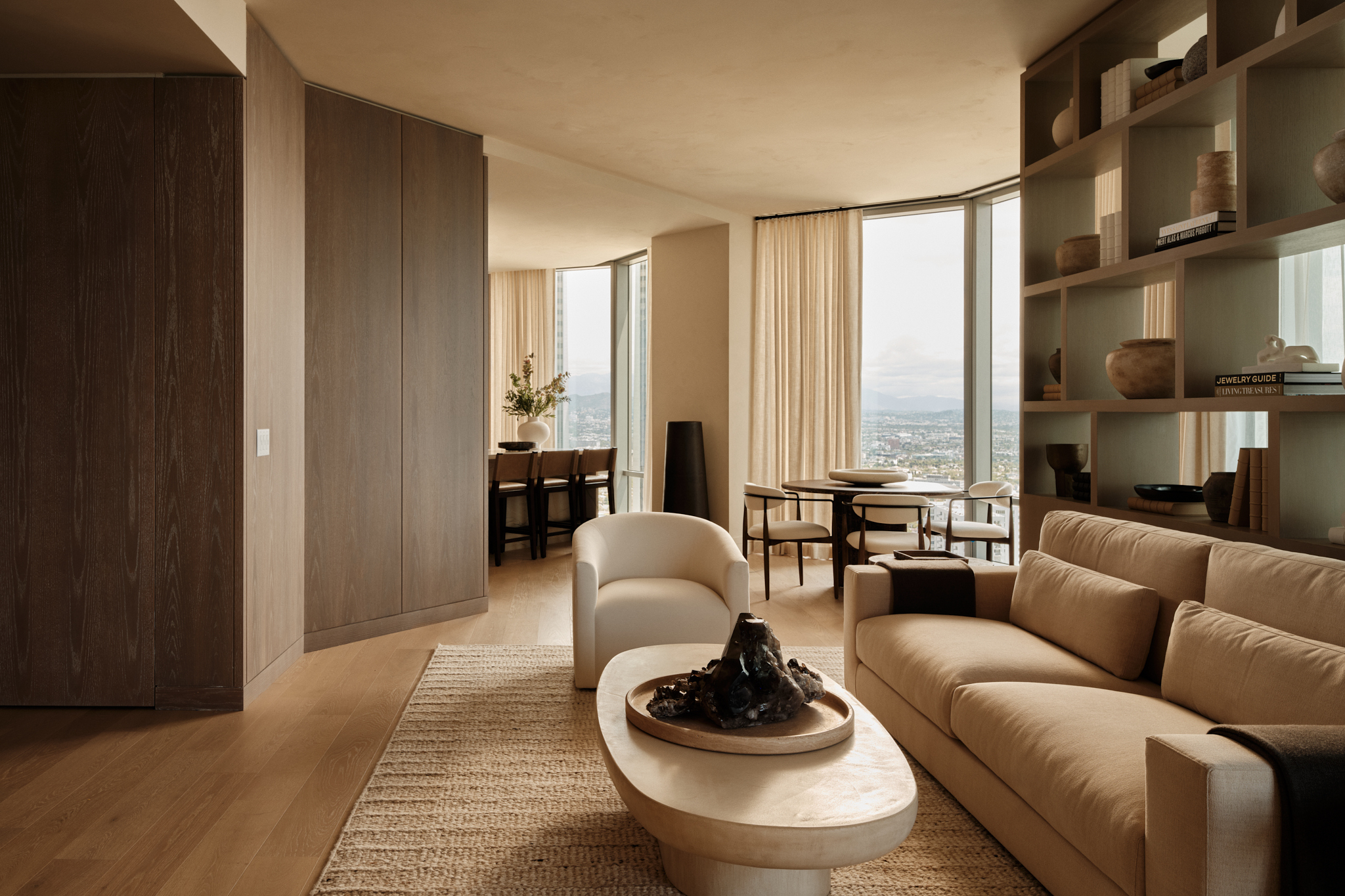  211 W Elm Ct - 物件實景