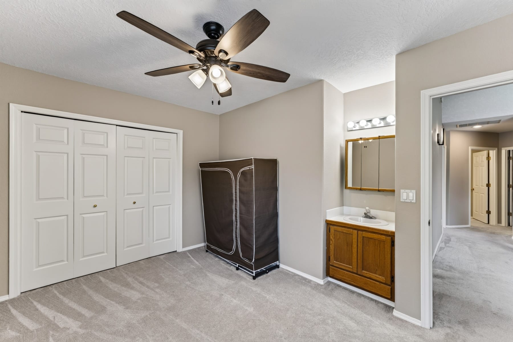  8670 SW ROGUE LN Wilsonville, OR 97070 - 物件實景