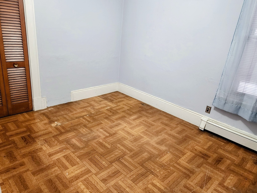 Boston, Massachusetts, 02128, United States, 4 Bedrooms Bedrooms, ,2 BathroomsBathrooms,Residential,For Sale,1975613