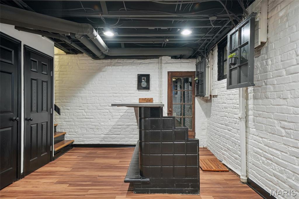 Kirkwood, Missouri, 63122, United States, 3 Bedrooms Bedrooms, ,4 BathroomsBathrooms,Residential,For Sale,2002227