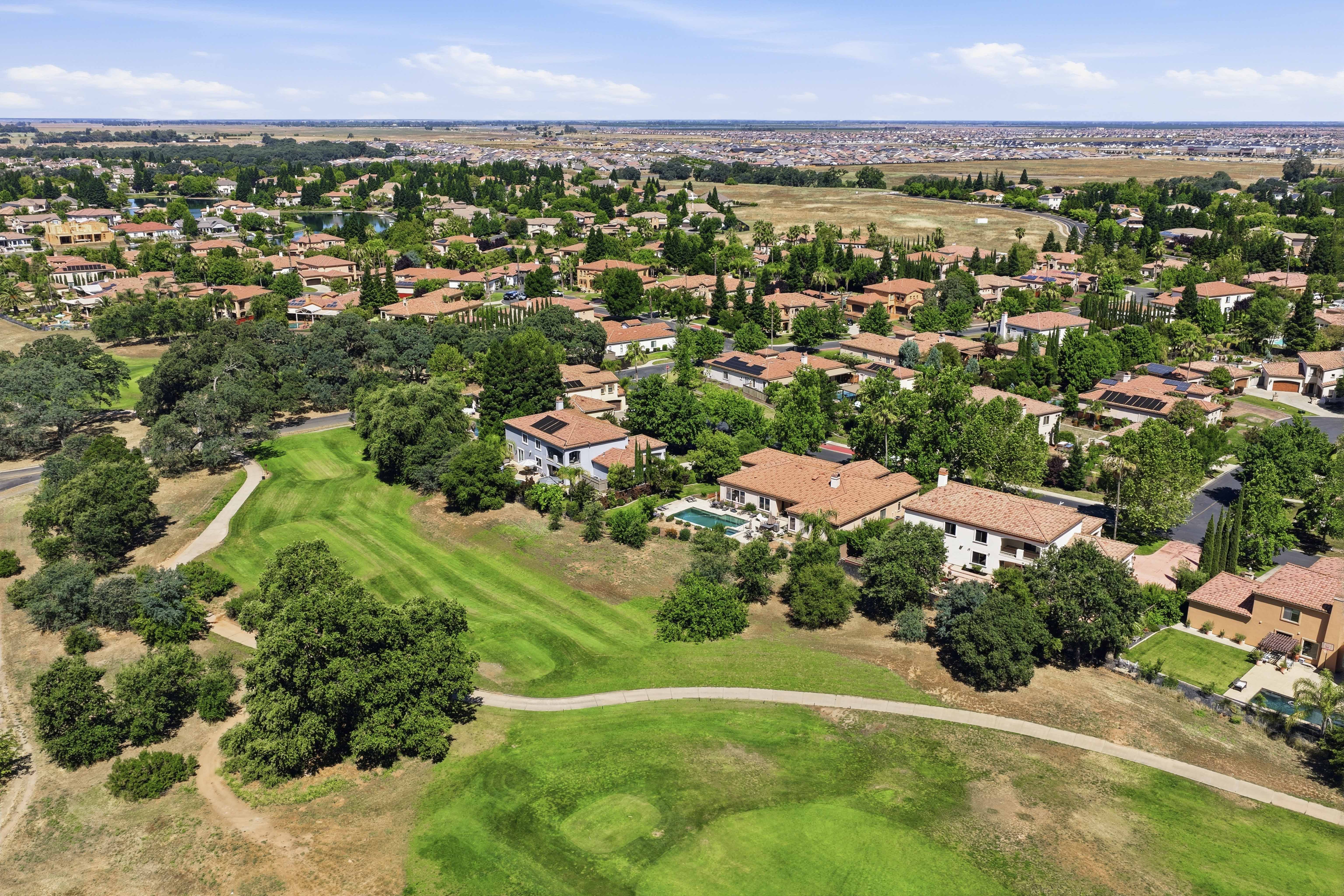  8587 Indianwood Lane, Roseville, CA 95747 - 物件實景