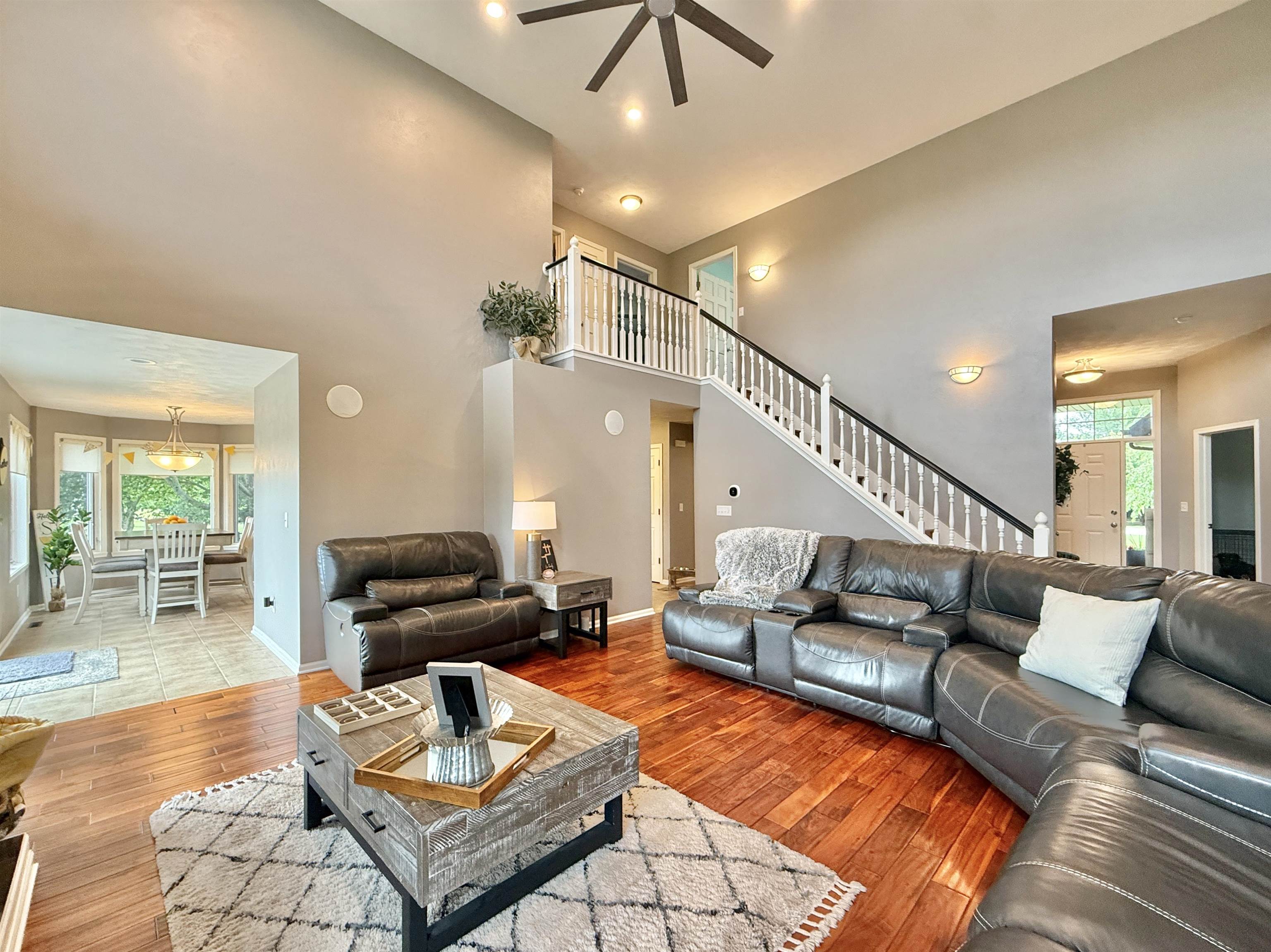 South Beloit, Illinois, 61080, United States, 4 Bedrooms Bedrooms, ,3 BathroomsBathrooms,Residential,For Sale,1984178