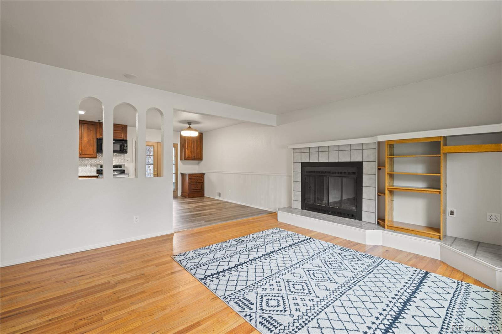 Arvada, Colorado, 80004, United States, 4 Bedrooms Bedrooms, ,2 BathroomsBathrooms,Residential,For Sale,1986117