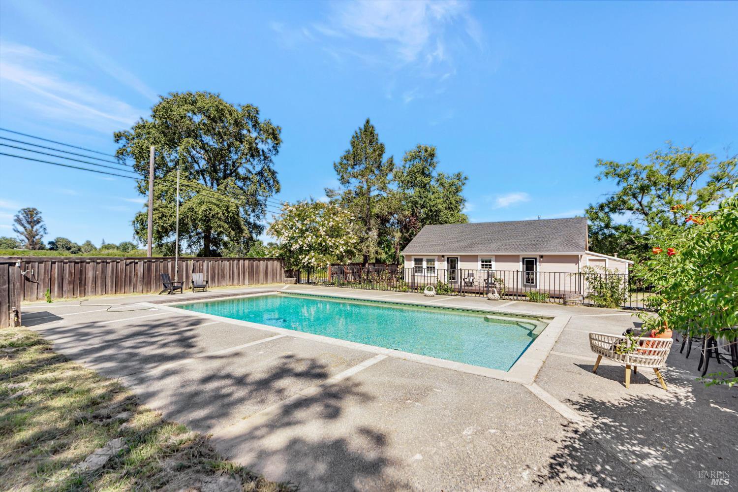 Graton, California, 95444, United States, 2 Bedrooms Bedrooms, ,2 BathroomsBathrooms,Residential,For Sale,1940387