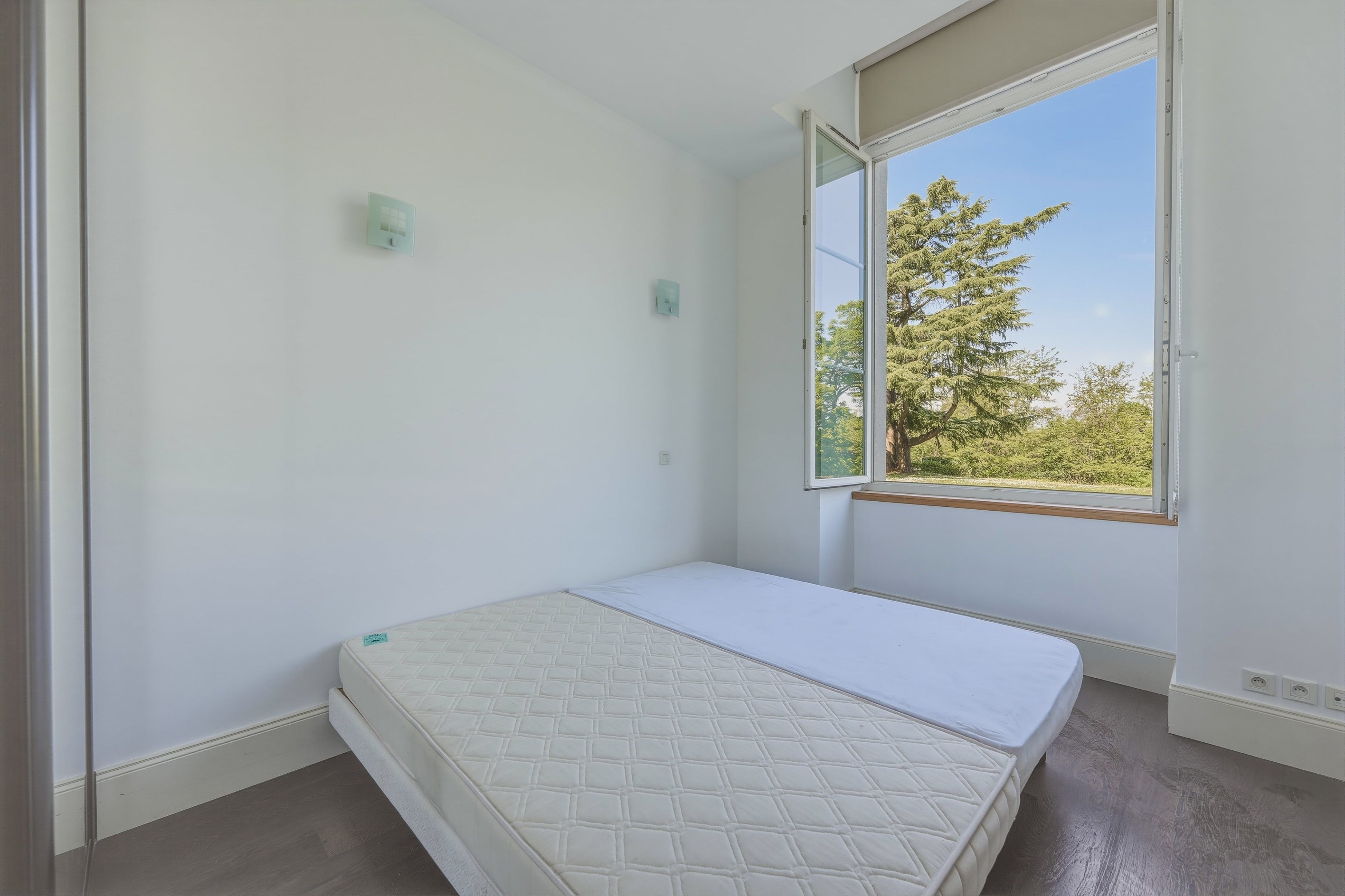  Exceptional Residence at Le Grand Palais – Stunning Volumes & Green Setting at … - 物件實景