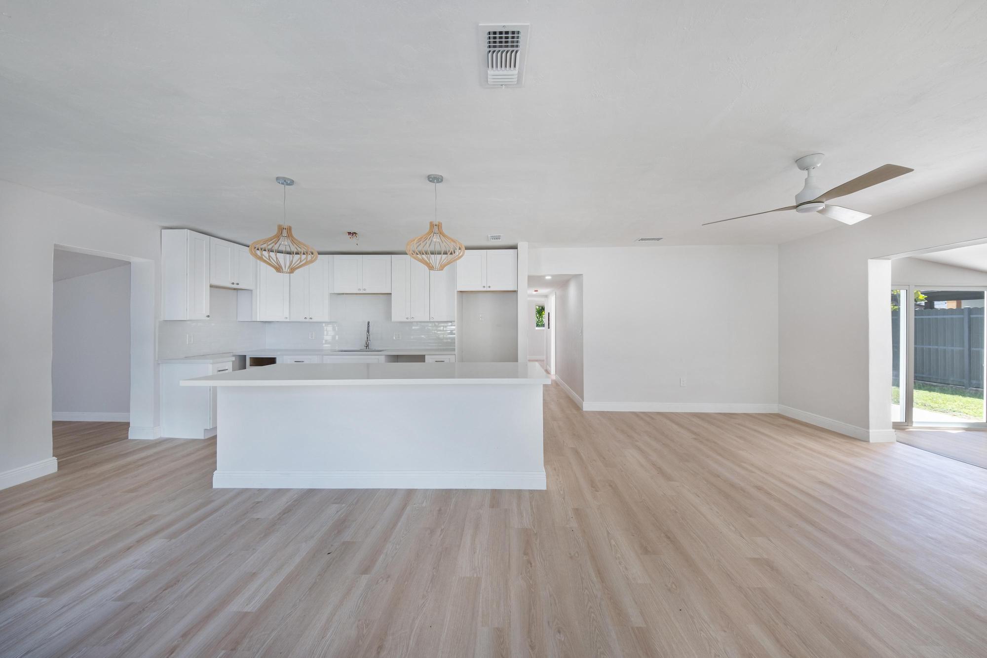 Cutler Bay, Florida, 33189, United States, 5 Bedrooms Bedrooms, ,2 BathroomsBathrooms,Residential,For Sale,1987060