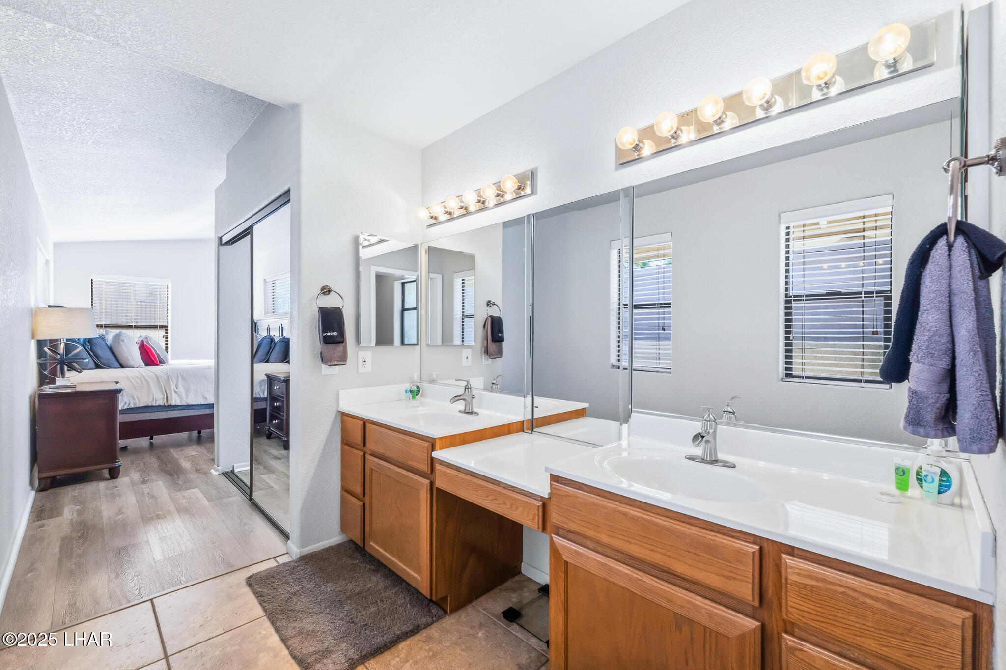 Lake Havasu City, Arizona, 86404, United States, 4 Bedrooms Bedrooms, ,2 BathroomsBathrooms,Residential,For Sale,2002177