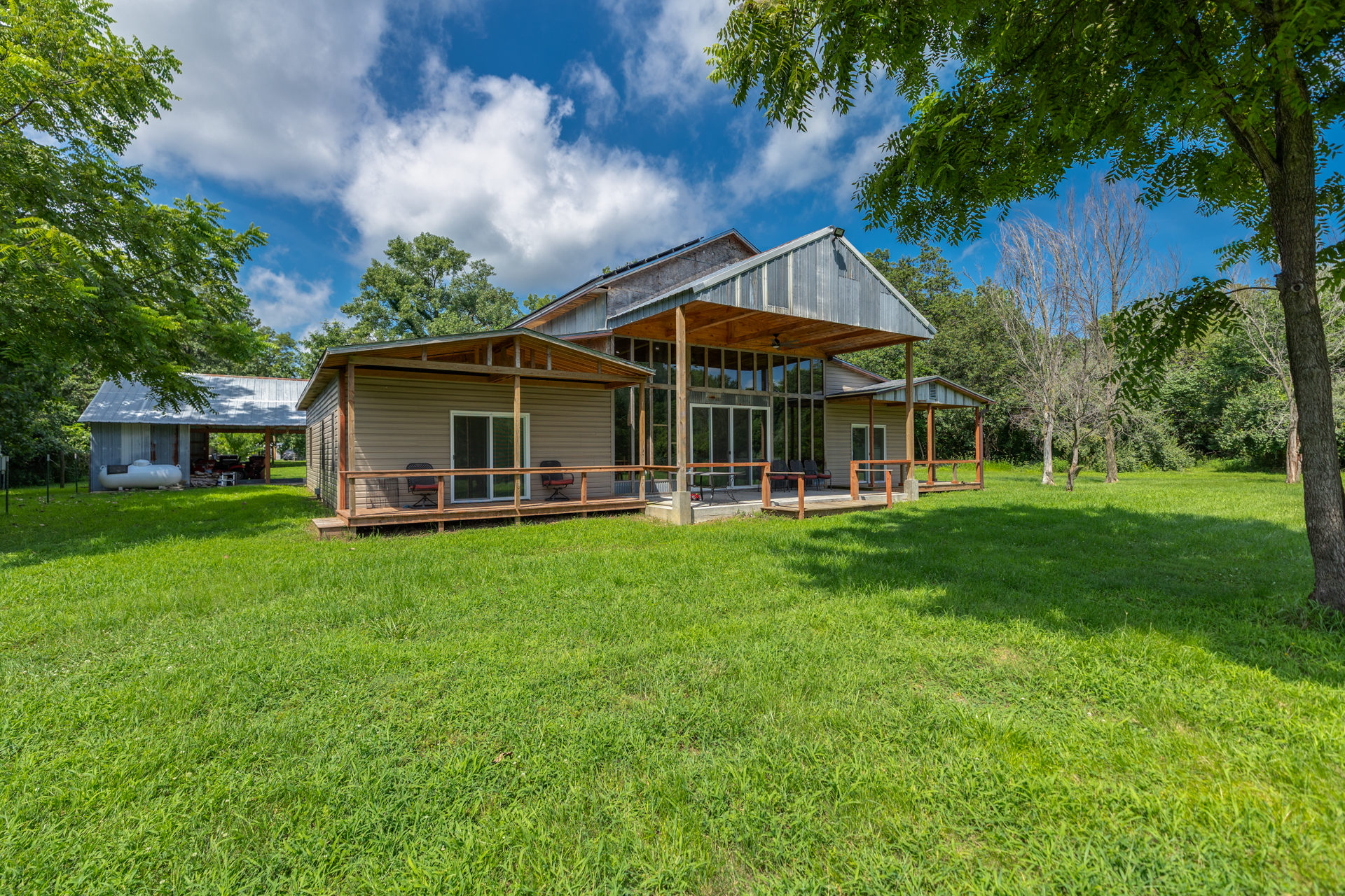 Sawyerville, Illinois, 62085, United States, 3 Bedrooms Bedrooms, ,3 BathroomsBathrooms,Residential,For Sale,1983807