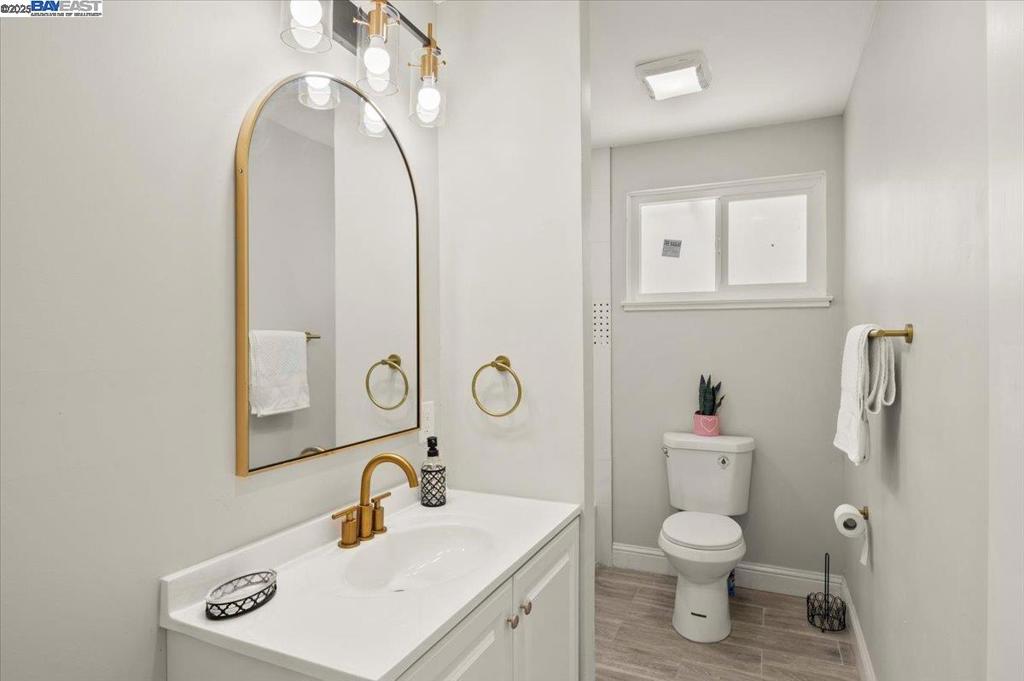 Livermore, California, 94551, United States, 3 Bedrooms Bedrooms, ,2 BathroomsBathrooms,Residential,For Sale,1974358