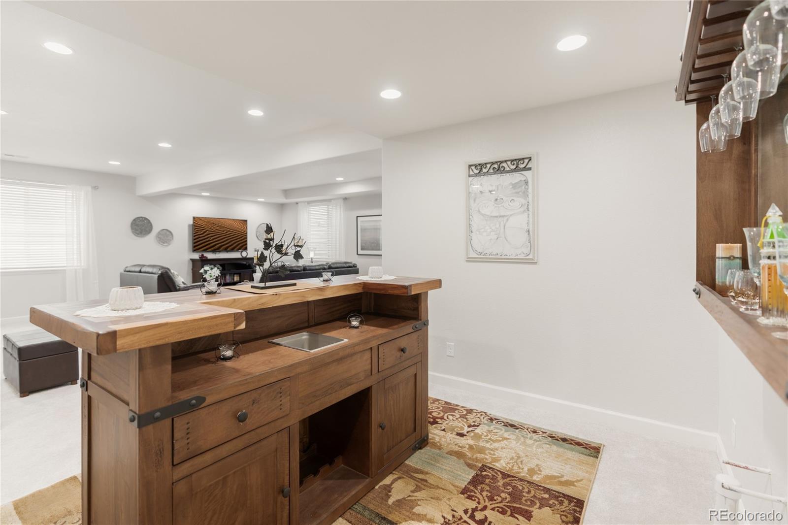 Aurora, Colorado, 80016, United States, 3 Bedrooms Bedrooms, ,3 BathroomsBathrooms,Residential,For Sale,1846672