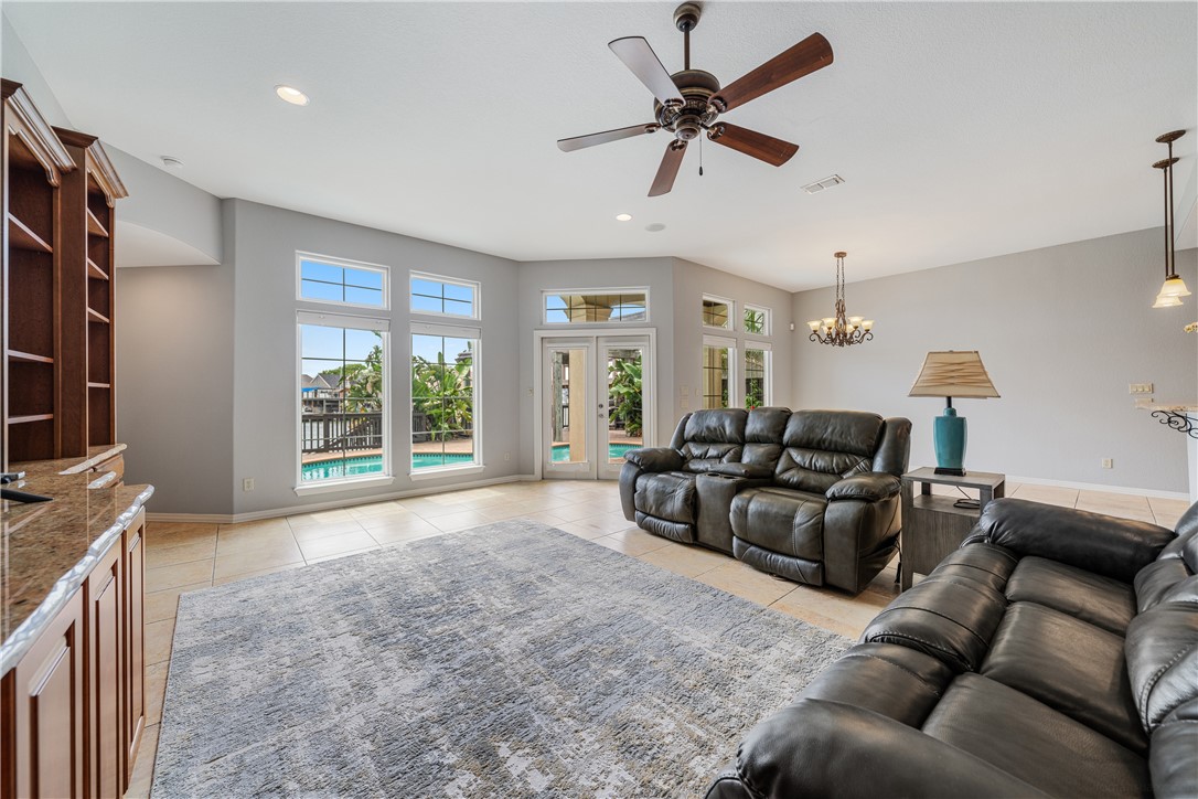 Corpus Christi, Texas, 78418, United States, 4 Bedrooms Bedrooms, ,4 BathroomsBathrooms,Residential,For Sale,1917782