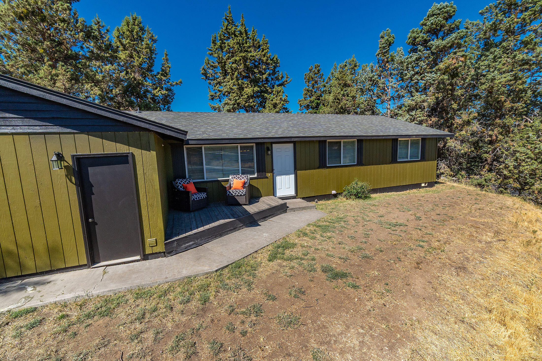 Bend, Oregon, 97701, United States, 3 Bedrooms Bedrooms, ,2 BathroomsBathrooms,Residential,For Sale,1913585
