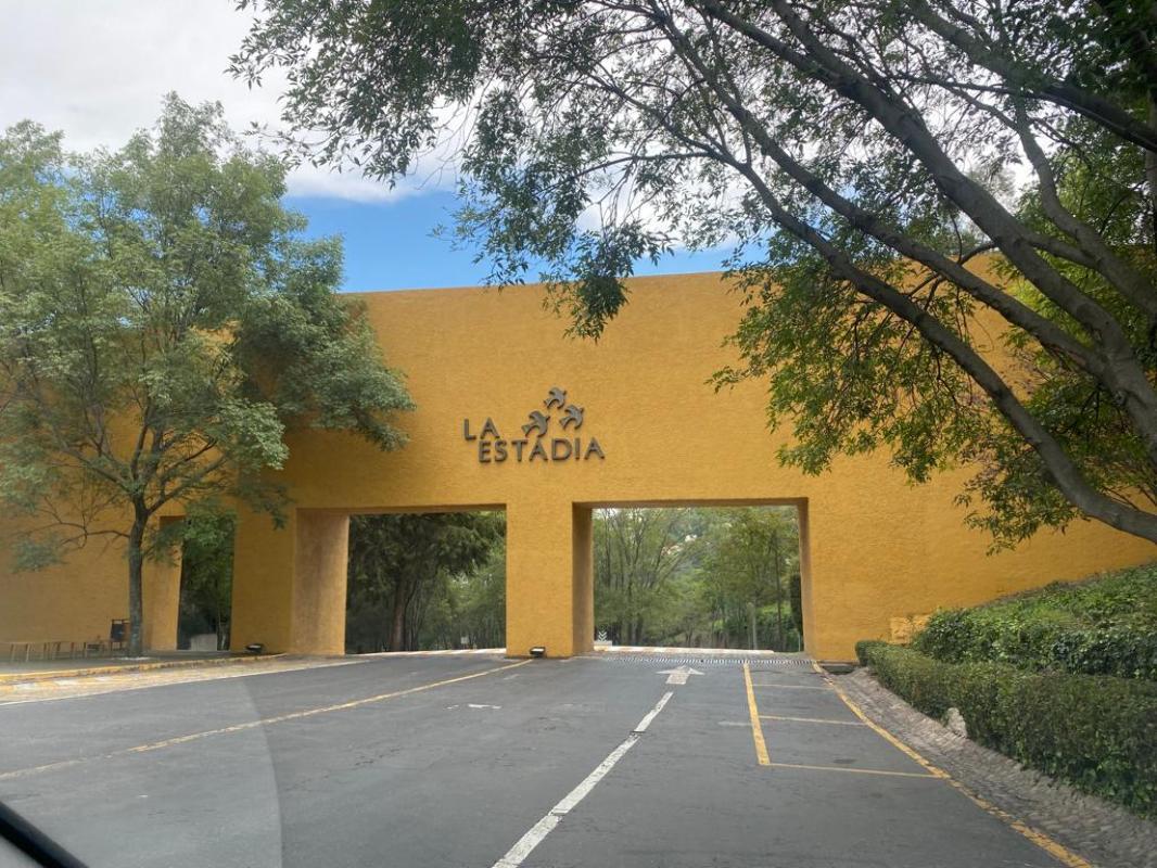 Calzada de los Llorones, Atizapán de Zaragoza, Estado de México, 52936, Mexico, 1 Bedroom Bedrooms, ,Residential,For Sale,Calzada de los Llorones,1622127