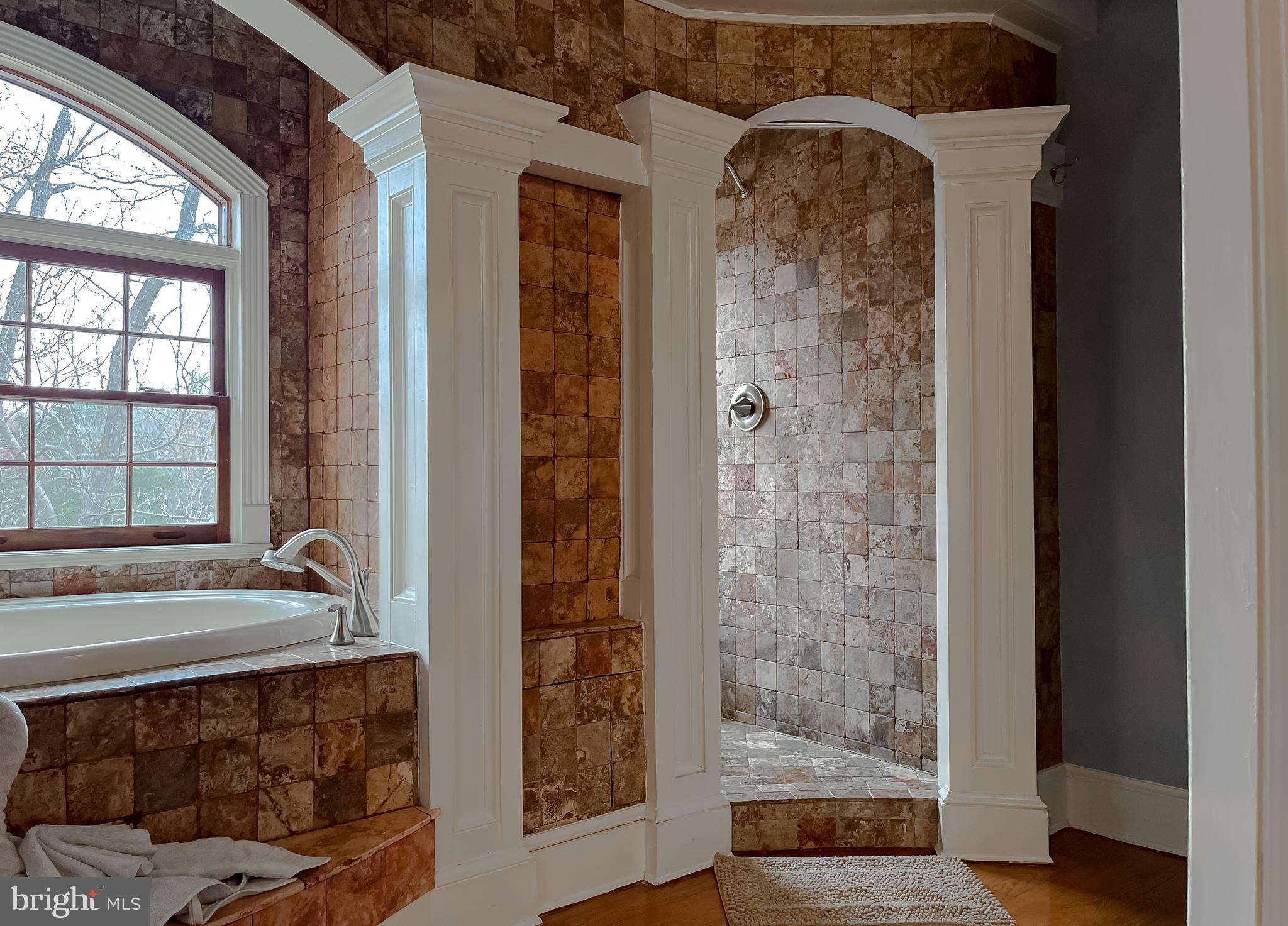 Hollywood, Maryland, 20636, United States, 4 Bedrooms Bedrooms, ,3 BathroomsBathrooms,Residential,For Sale,1995114