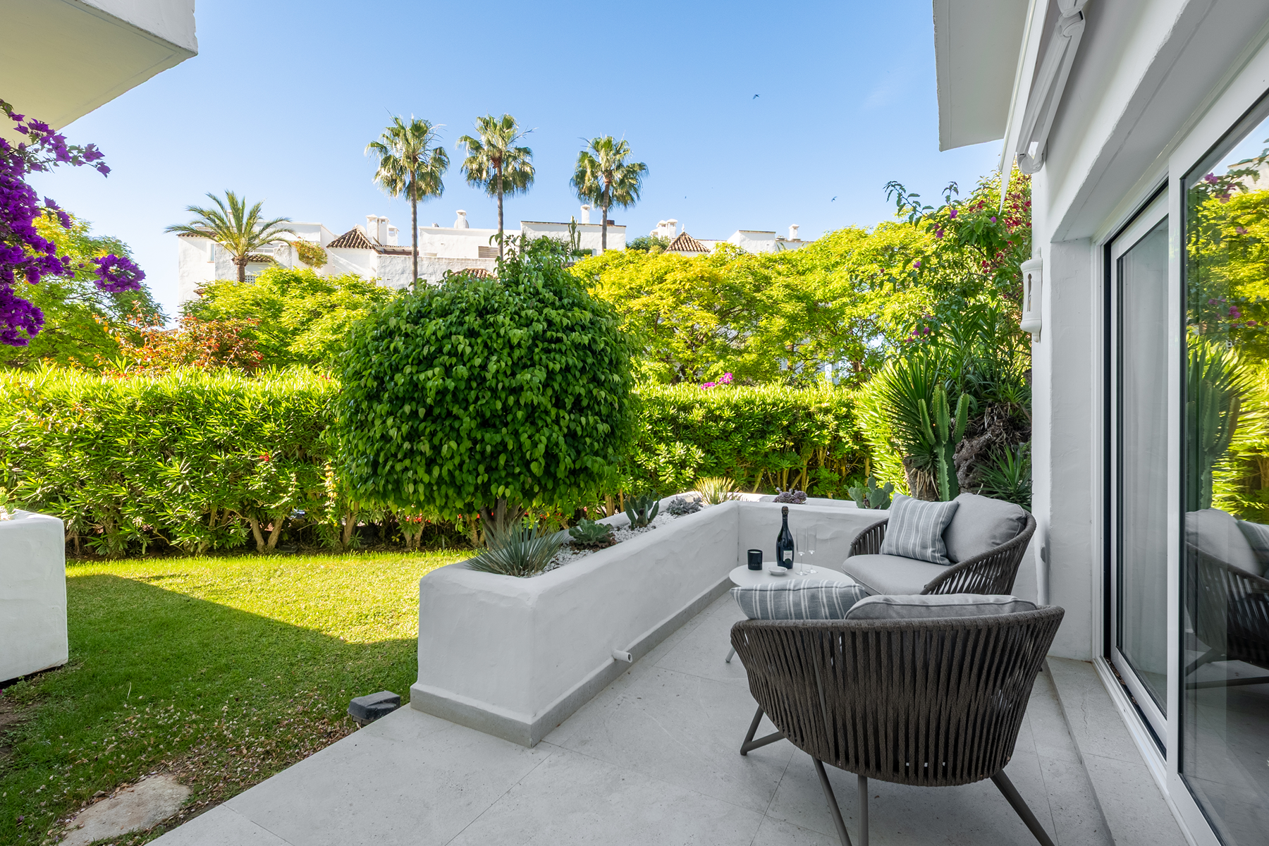  Renovated garden apartment in Alhambra del Mar, Marbella