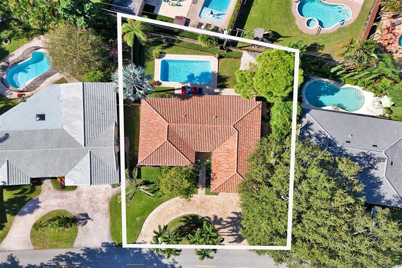 Fort Lauderdale, Florida, 33334, United States, 3 Bedrooms Bedrooms, ,3 BathroomsBathrooms,Residential,For Sale,1986559