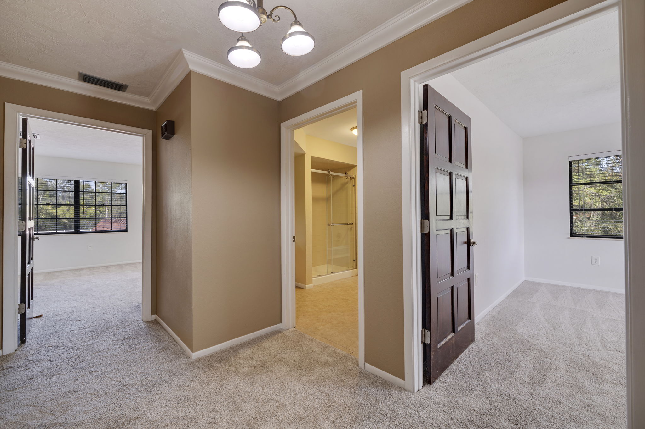 Palmetto, Florida, 34221, United States, 5 Bedrooms Bedrooms, ,4 BathroomsBathrooms,Residential,For Sale,1921911