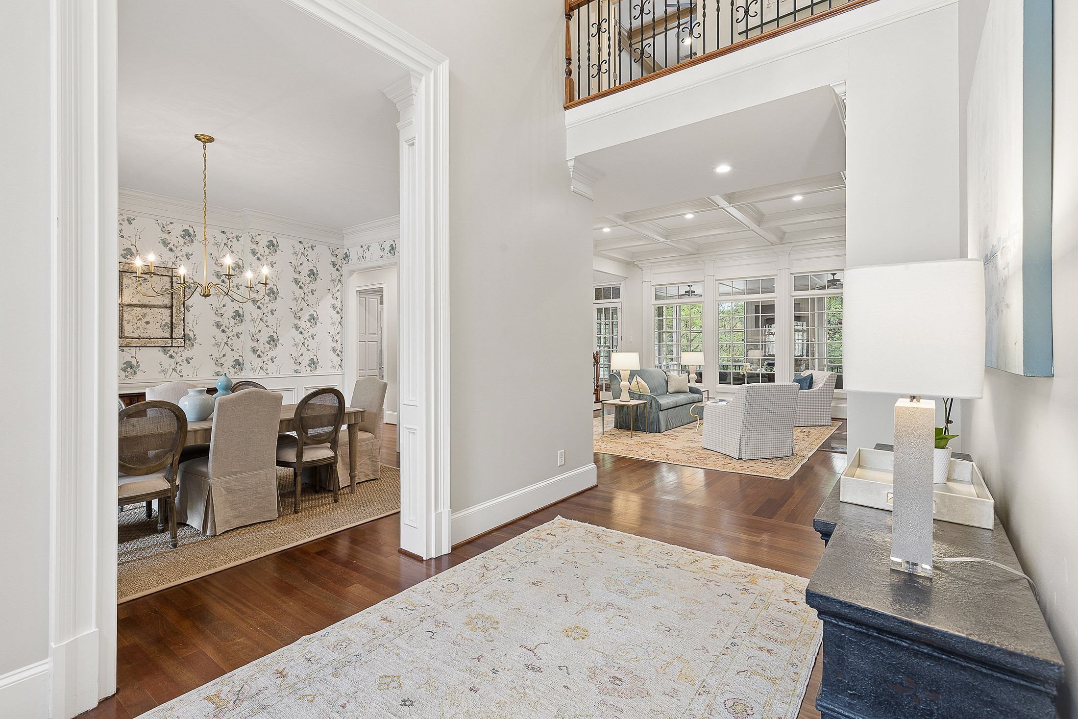  Exquisite Gated Brick and Stone Estate in Sought-after Chastain Park Area - 物件實景