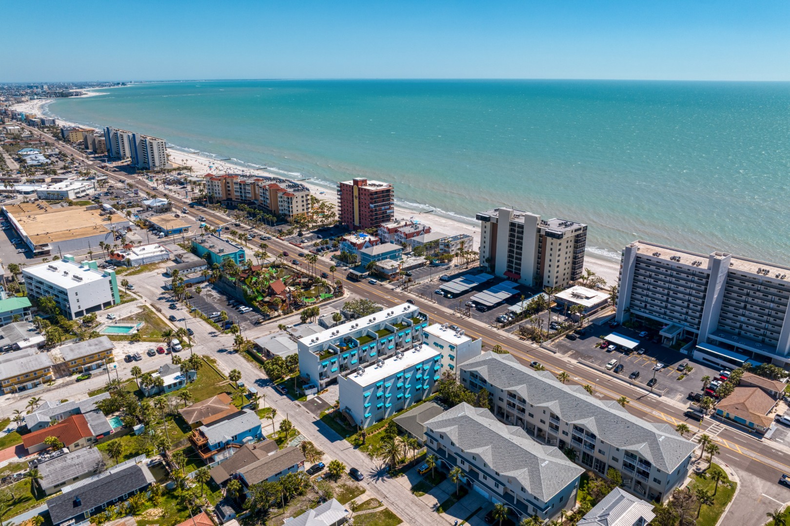 Madeira Beach, Florida, 33708, United States, 5 Bedrooms Bedrooms, ,4 BathroomsBathrooms,Residential,For Sale,1810583