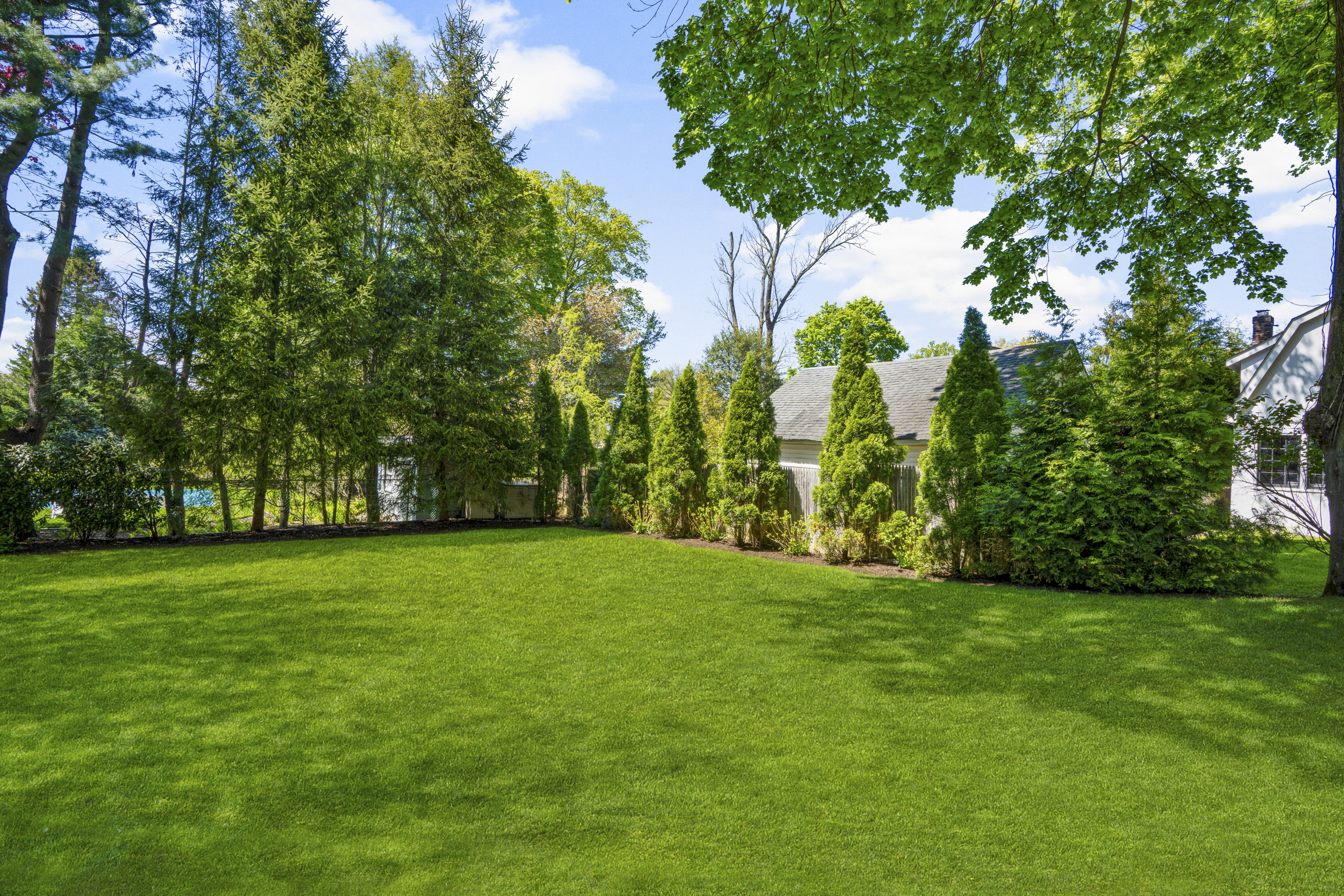  Nestled in the highly coveted heart of Fox Meadow. - 物件實景